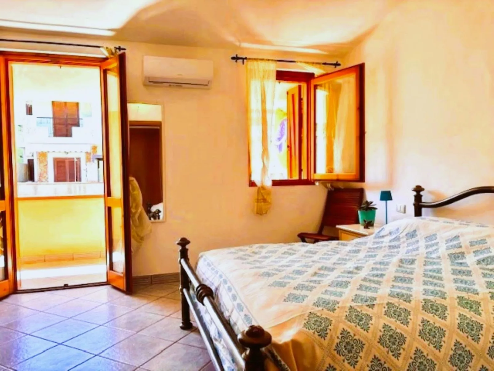 La Casa del Sorriso - Binnen