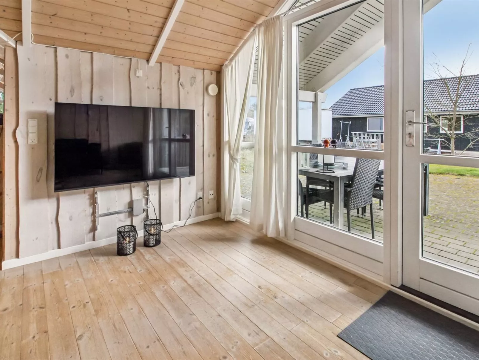 "Arnika" - 28km from the sea - Binnen