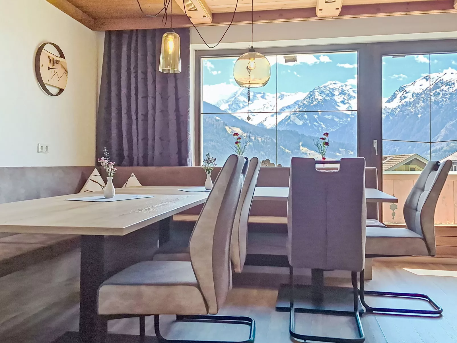 Panoramablick Tauern - Binnen