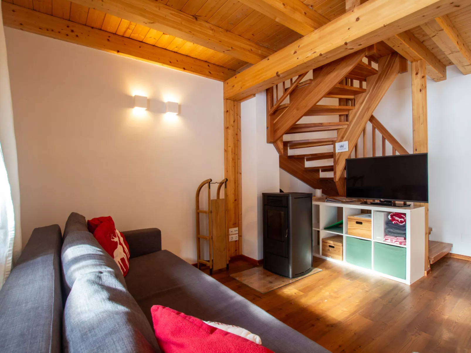 Lodge Enzian 194 im Tauerndorf Enzingerboden - Binnen