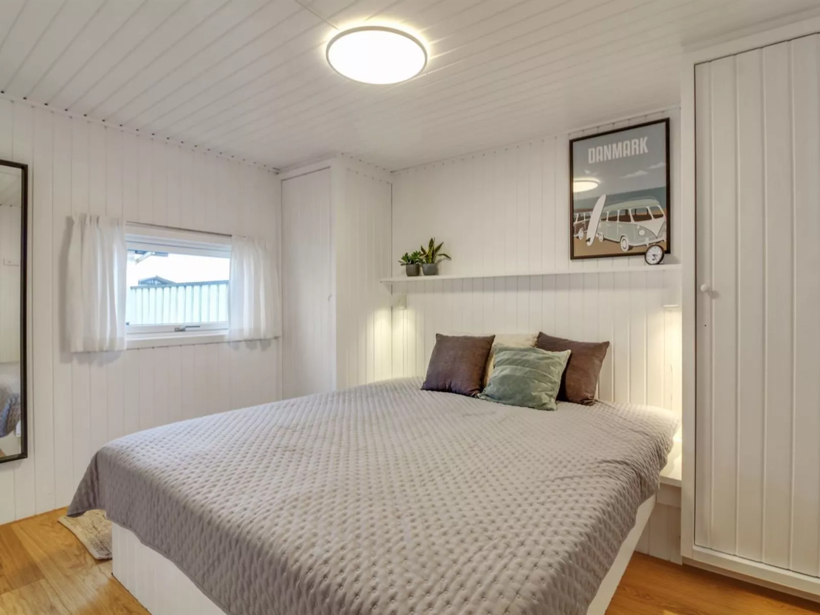 "Rutha" - 45m from the sea - Binnen