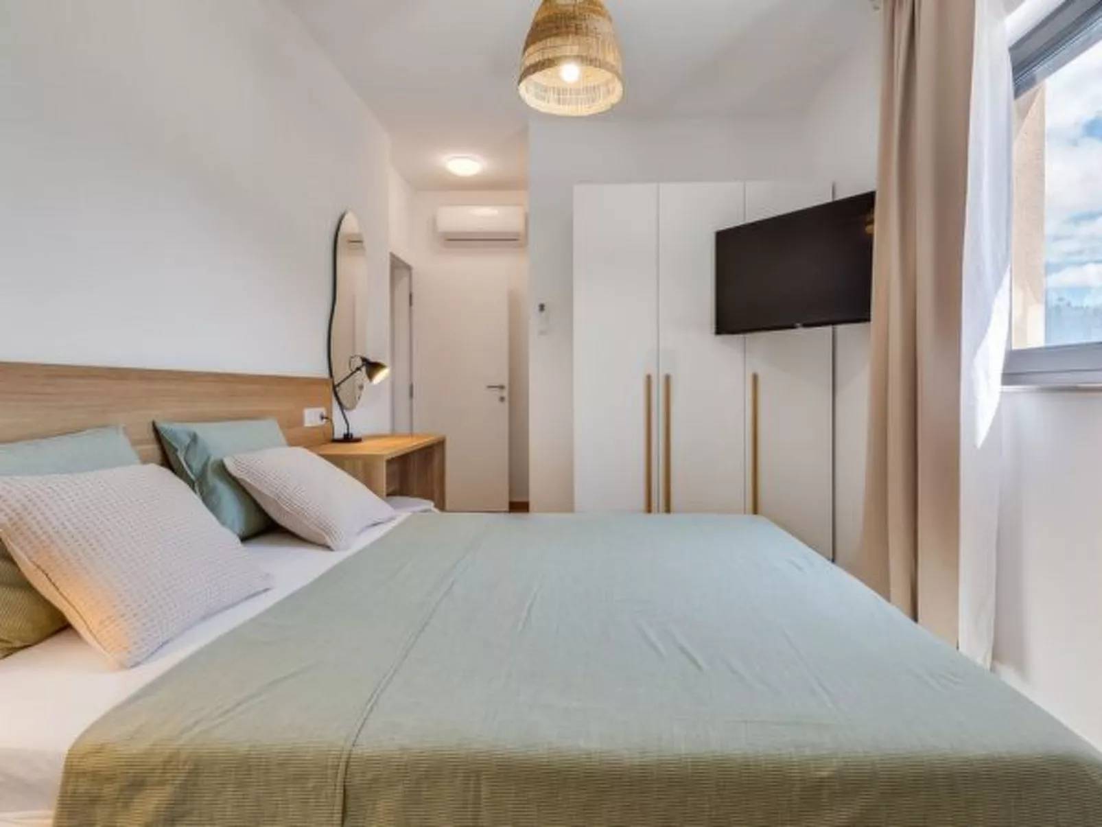 Magnificent Villa Oasis with extra large heated po - Image-tags.info