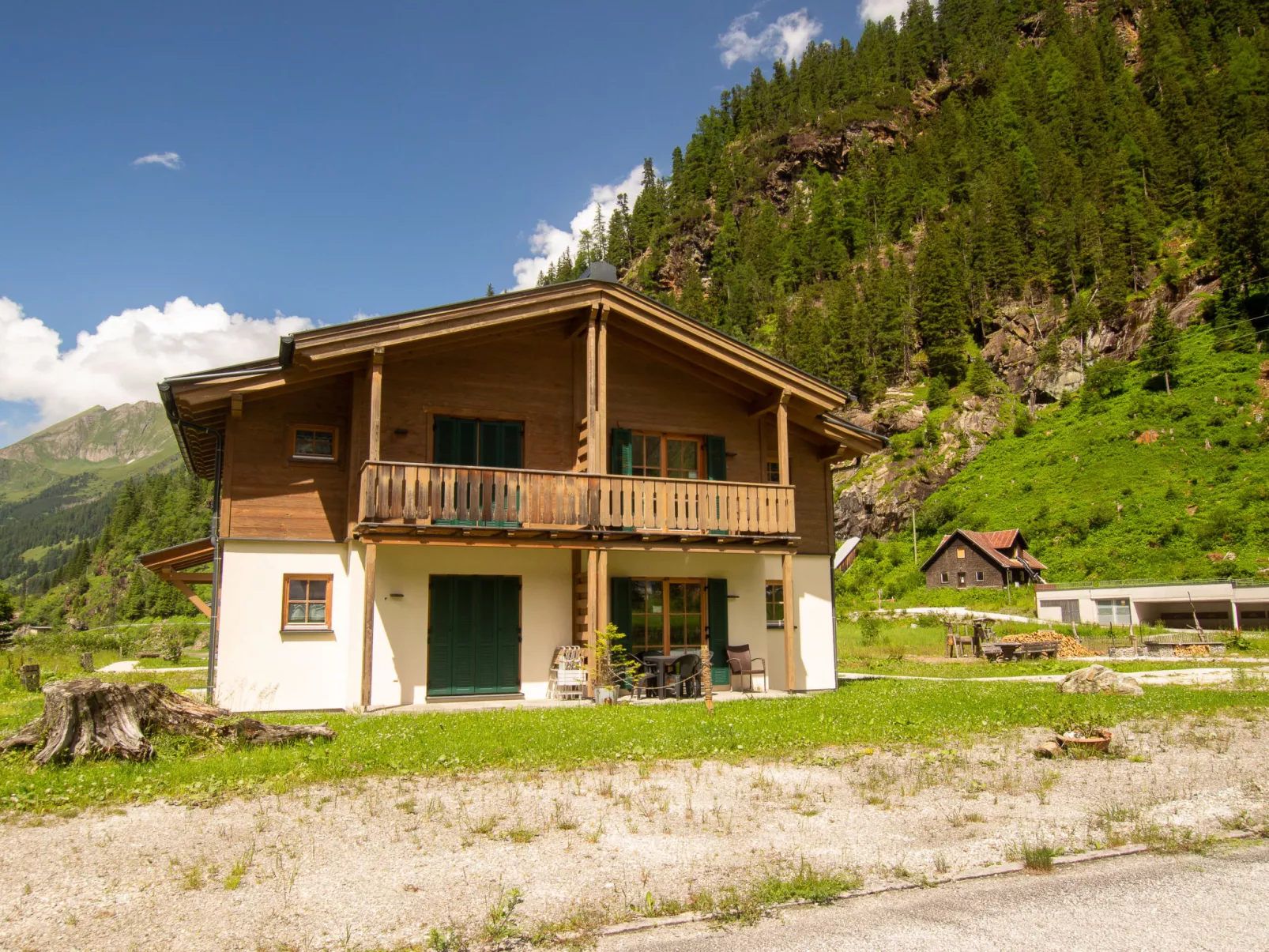Lodge Adlerhorst 178 im Tauerndorf Enzingerboden - Buiten