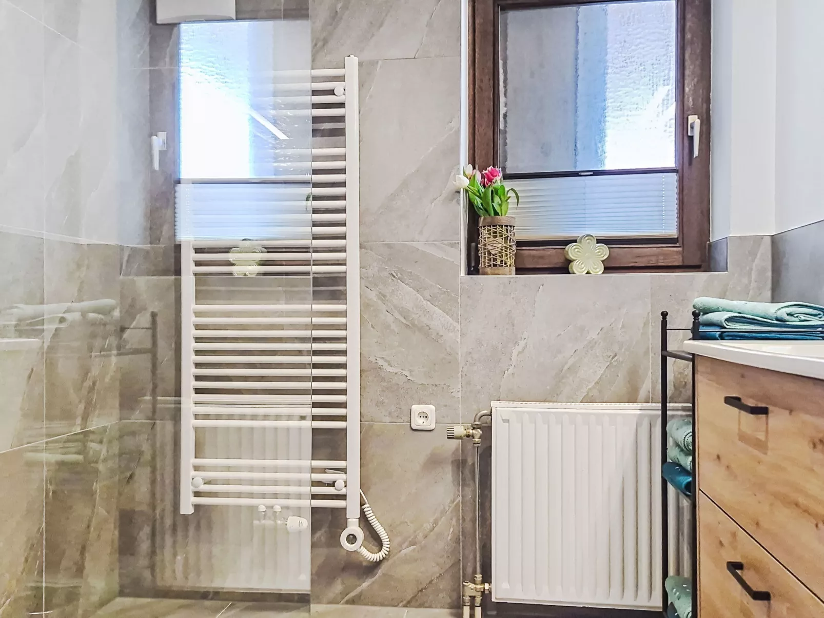 Panoramablick Tauern - Binnen