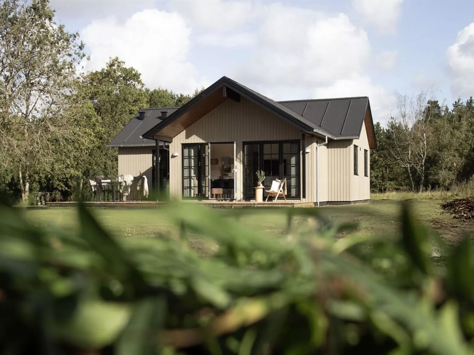 "Emin" - 2.8km from the sea