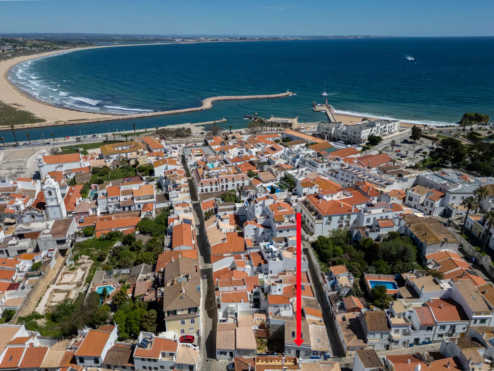 Rua 5 de Outubro - Buiten