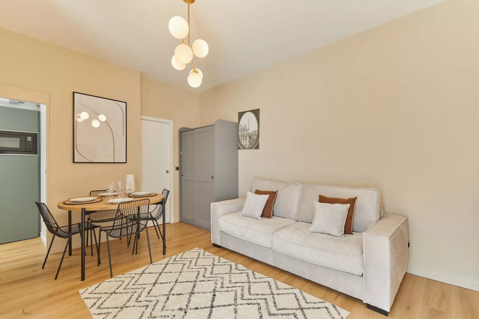 VERSAILLES NEW 2 - Niet-getagd