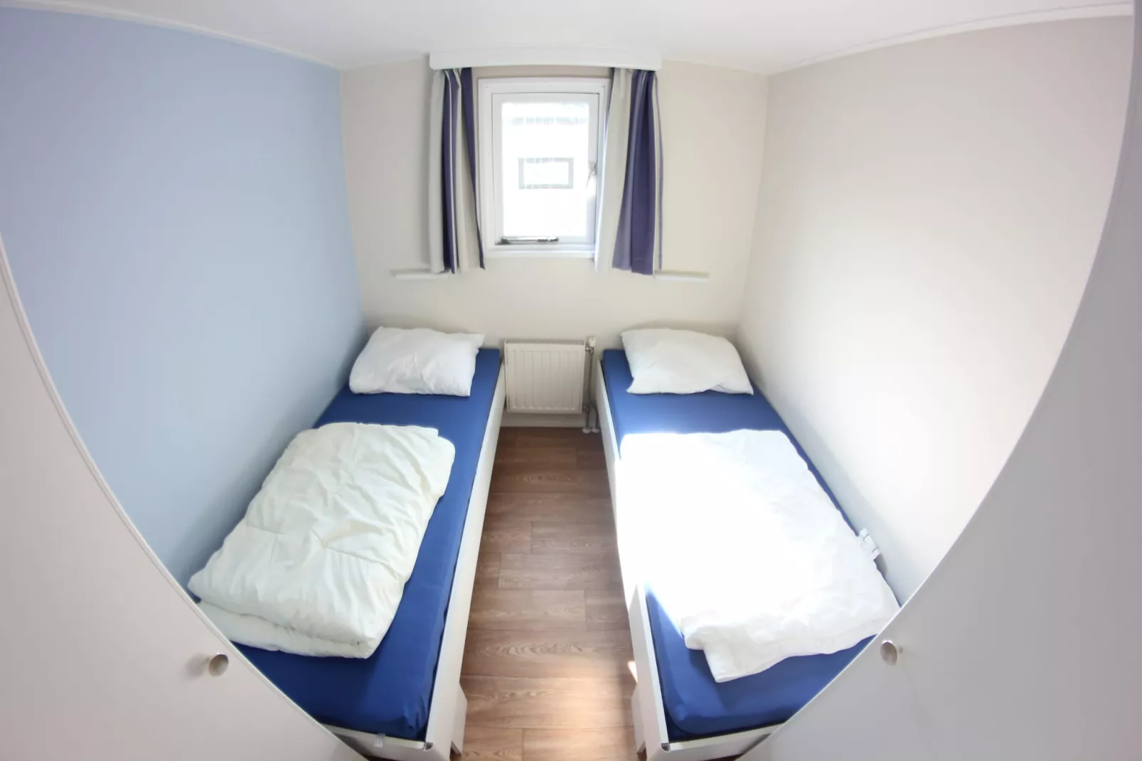 Vakantiepark Bergumermeer 8 - Slaapkamer