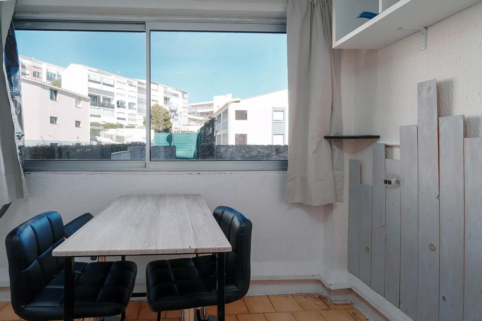 Port La Madrague N°13 - 2P4 - Eetkamer