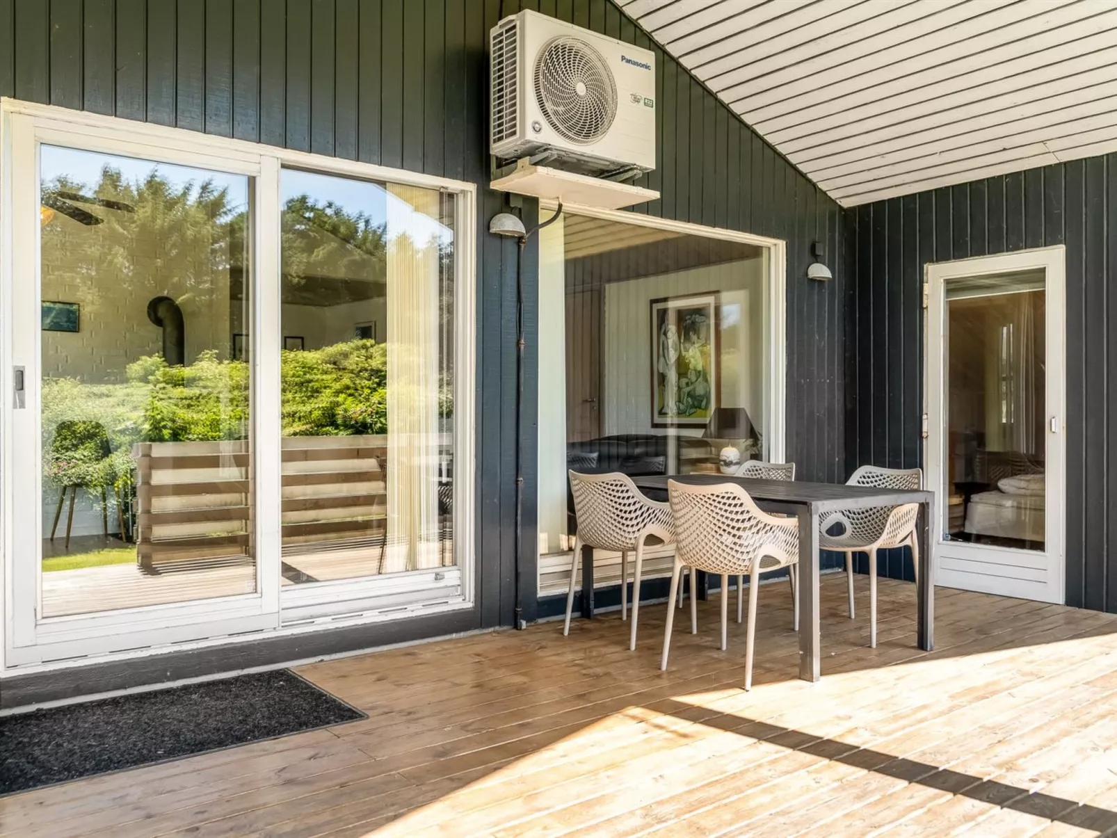 "Vilhelmiina" - 350m from the sea - Buiten