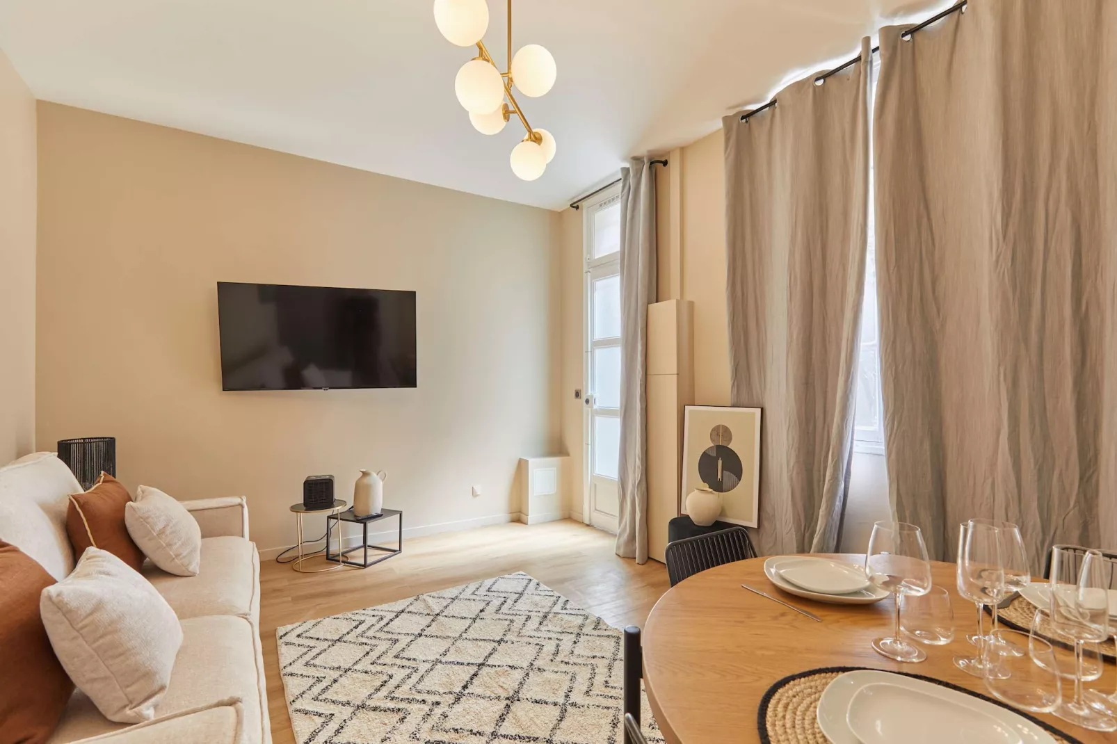 VERSAILLES NEW 2 - Niet-getagd