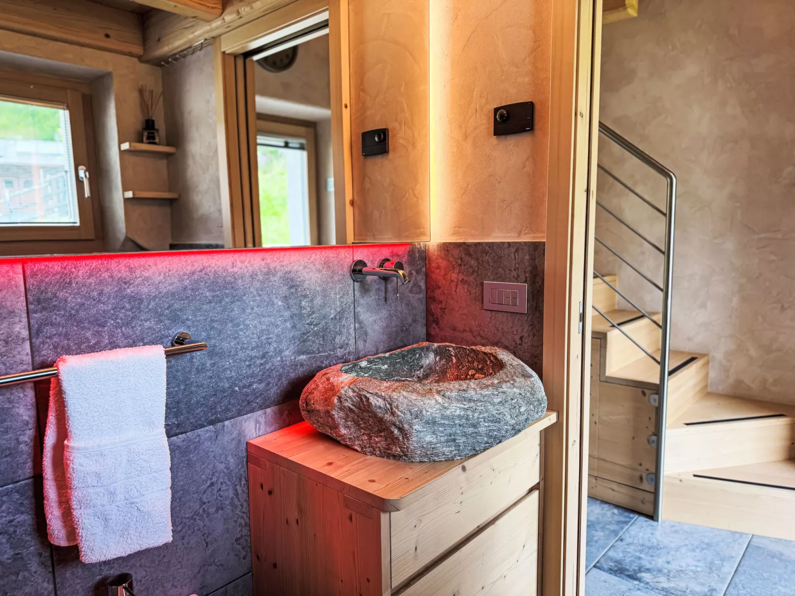 Chalet 'Casa al Pozzo' mit Bergblick - Binnen