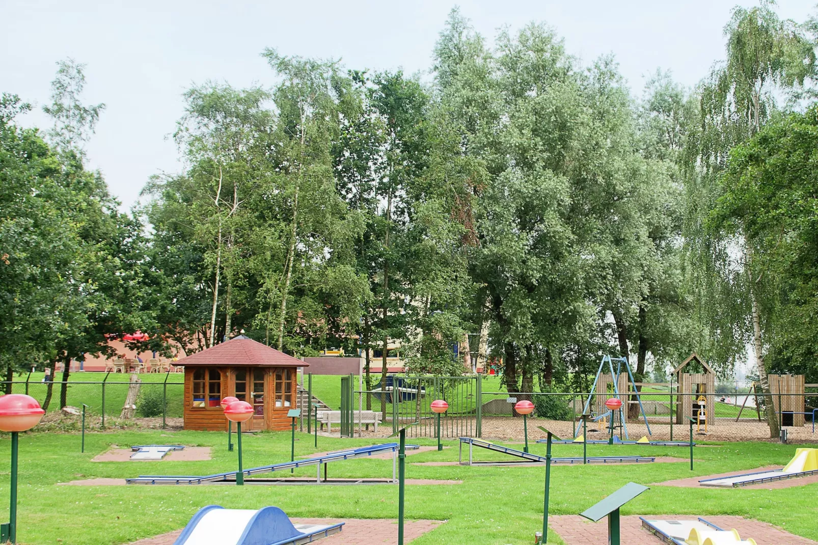 Vakantiepark Bergumermeer 9 - Parkfaciliteiten