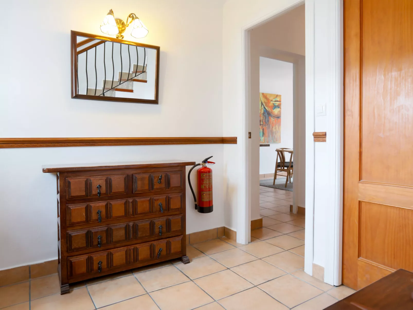 Los Olivos de Capistrano - Binnen