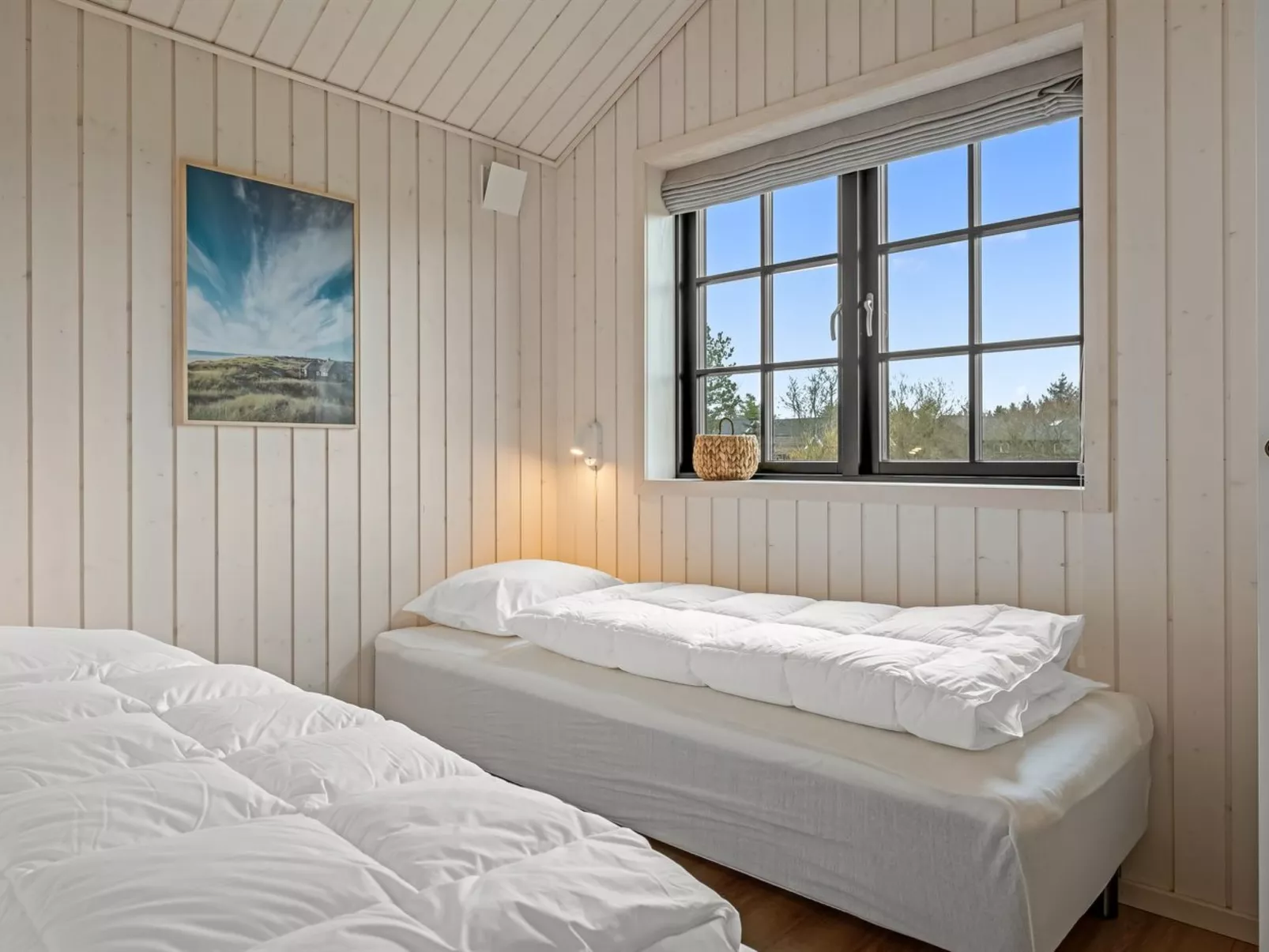 "Emin" - 2.8km from the sea - Binnen