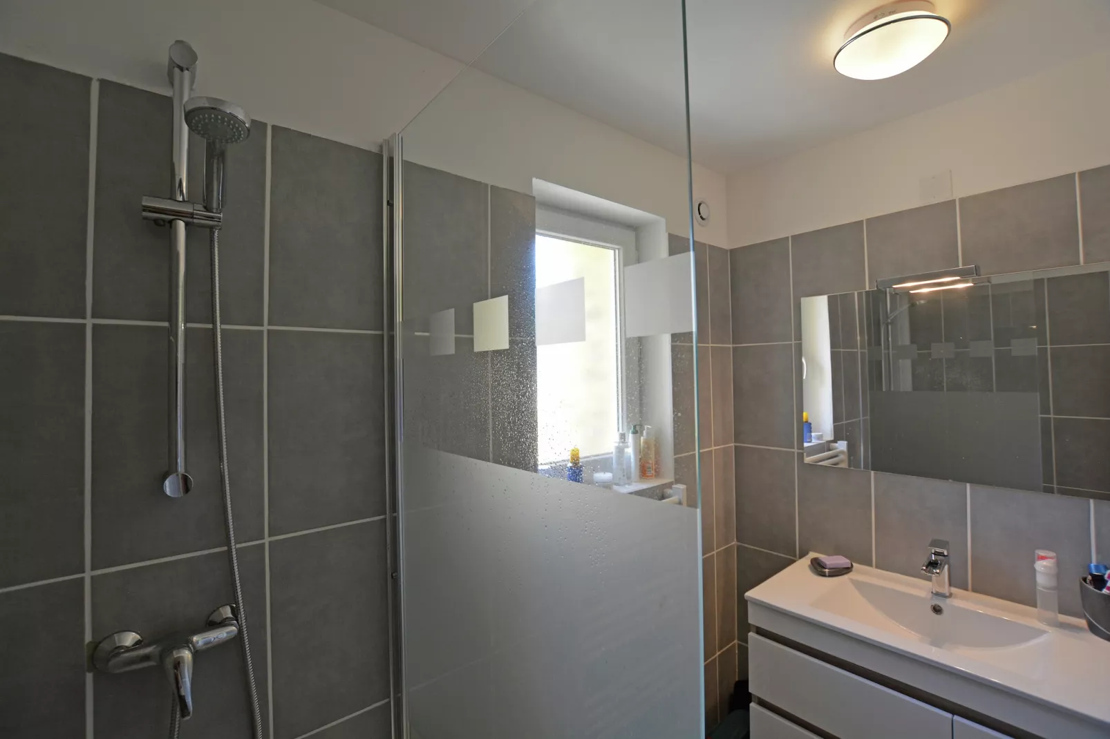 Le Mas - Badkamer