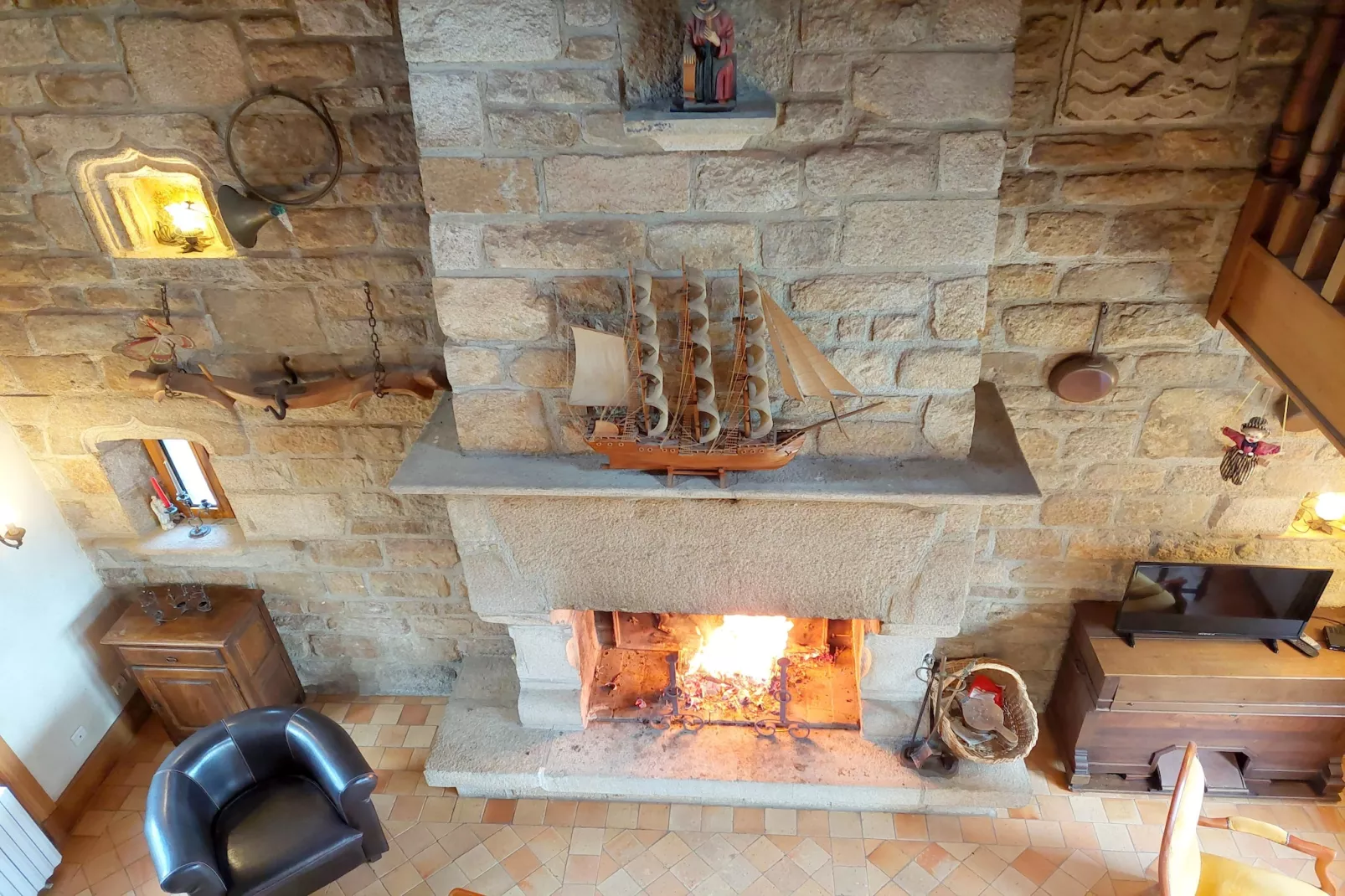 Granitsteinhaus in St Pol-de-Léon - Woonkamer