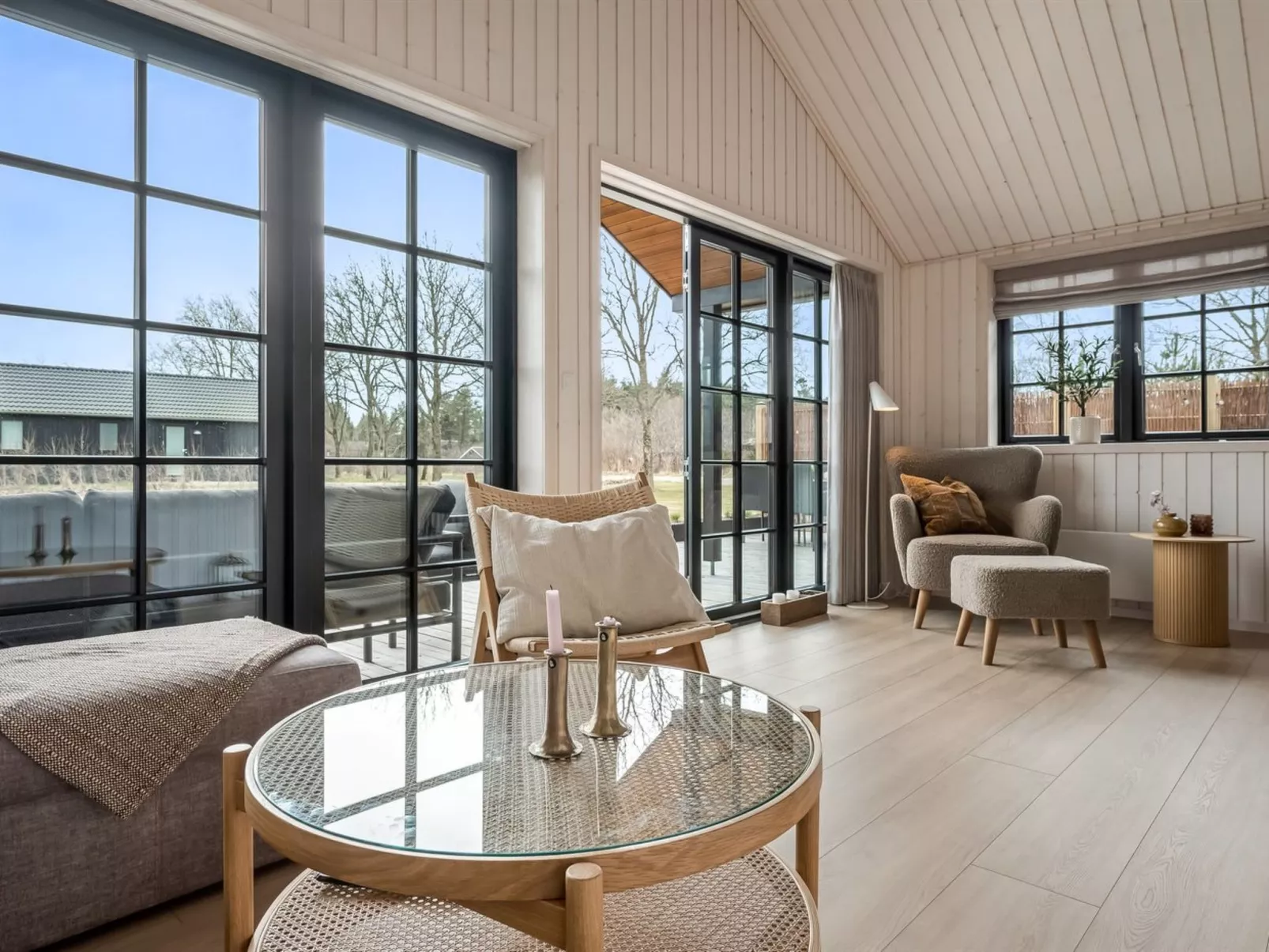 "Emin" - 2.8km from the sea - Binnen