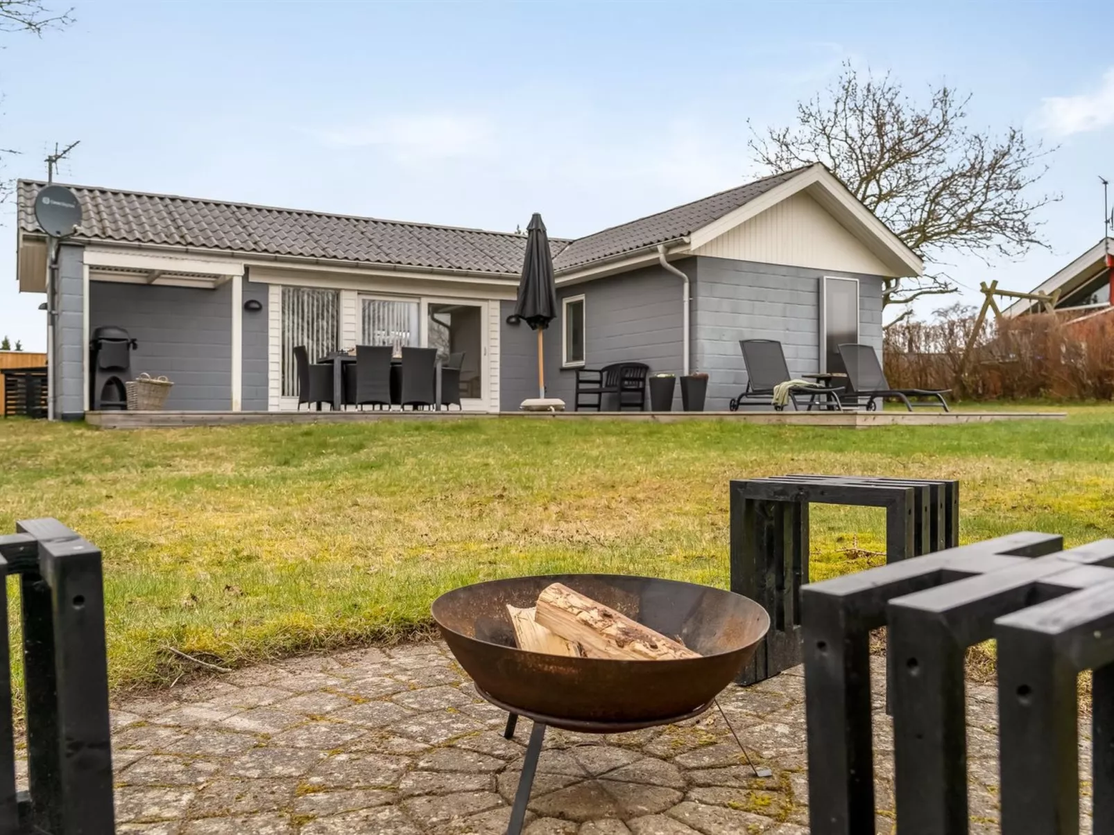 "Kerttuli" - 800m from the sea - Buiten