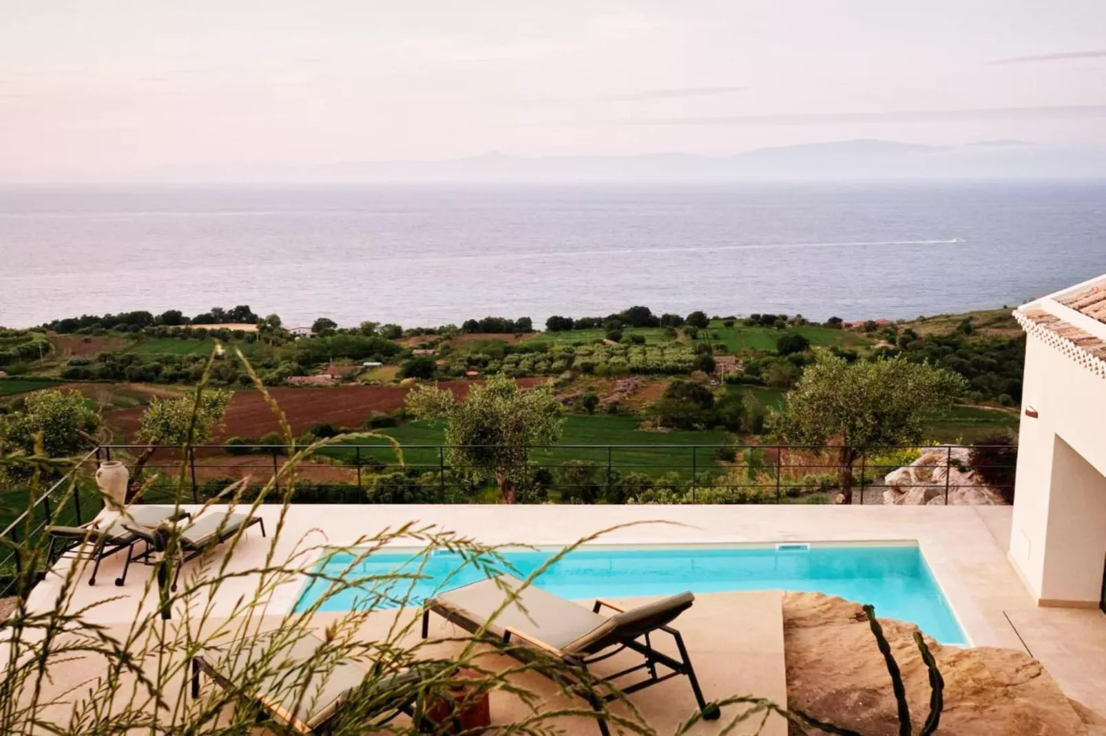 JATU RETREAT - Zwembad