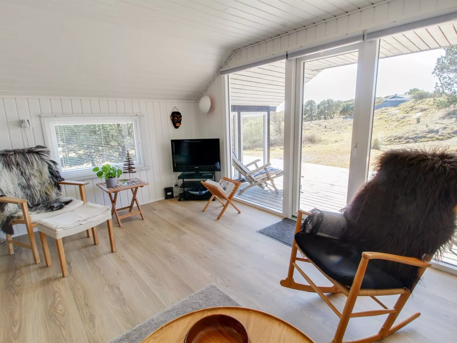 "Morlin" - 2km from the sea - Binnen