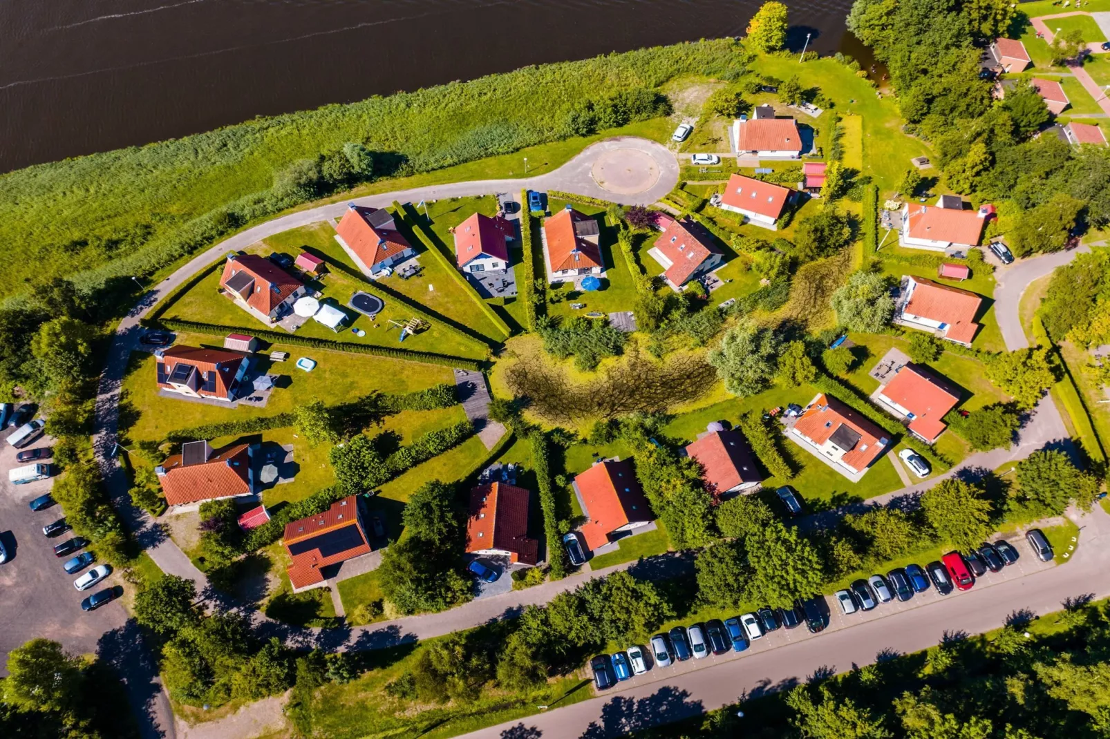 Vakantiepark Bergumermeer 7 - Gebieden zomer 1km