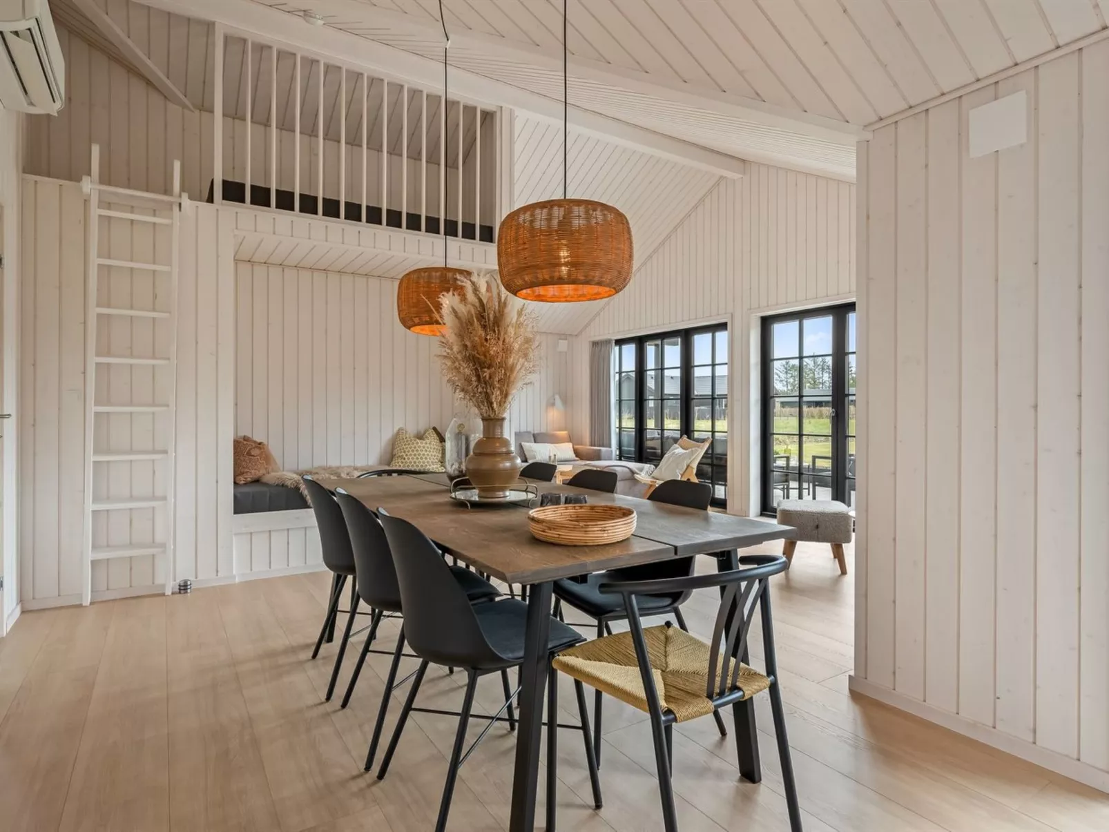"Emin" - 2.8km from the sea - Binnen
