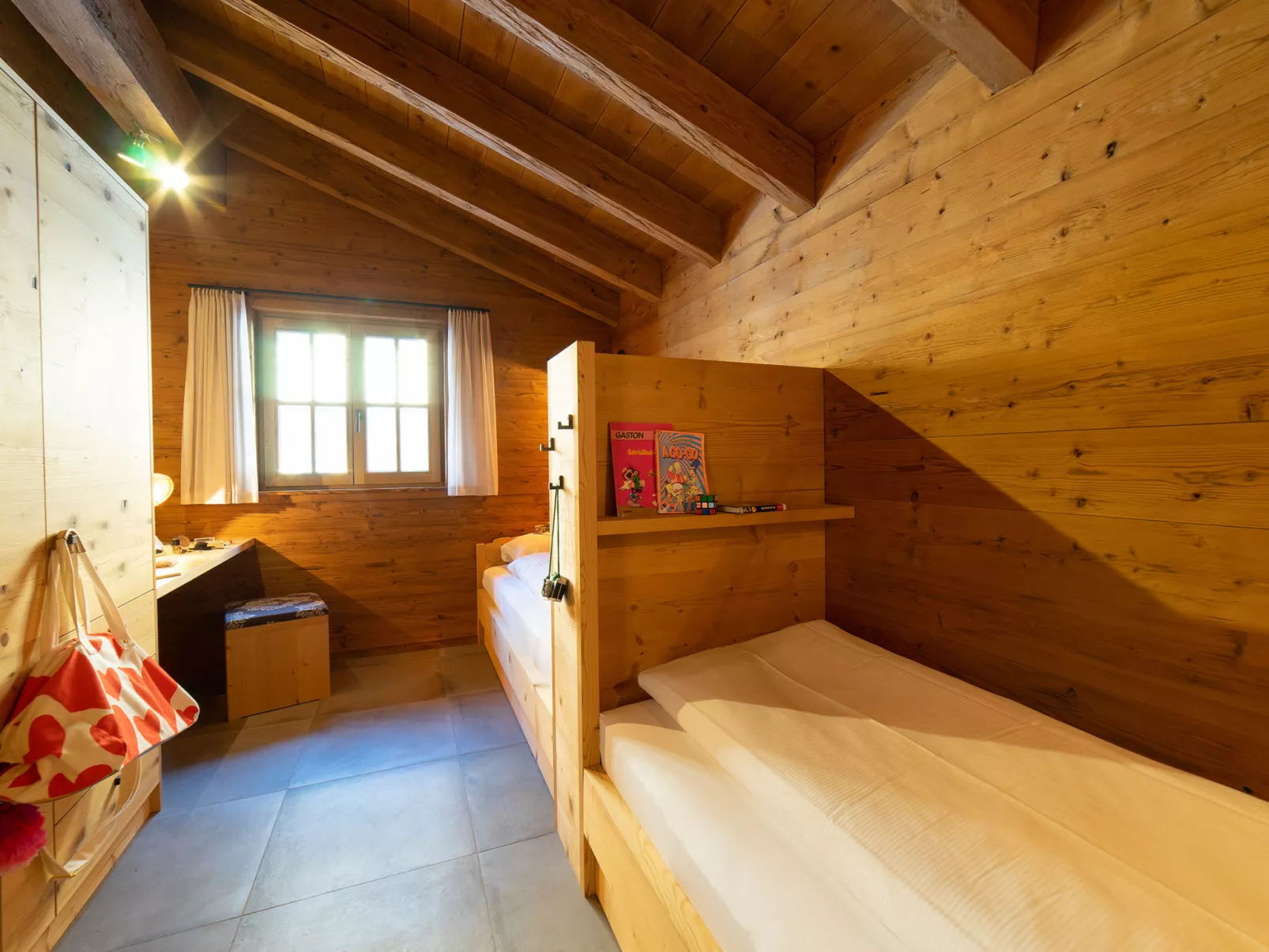 Chalet Brisi - Binnen