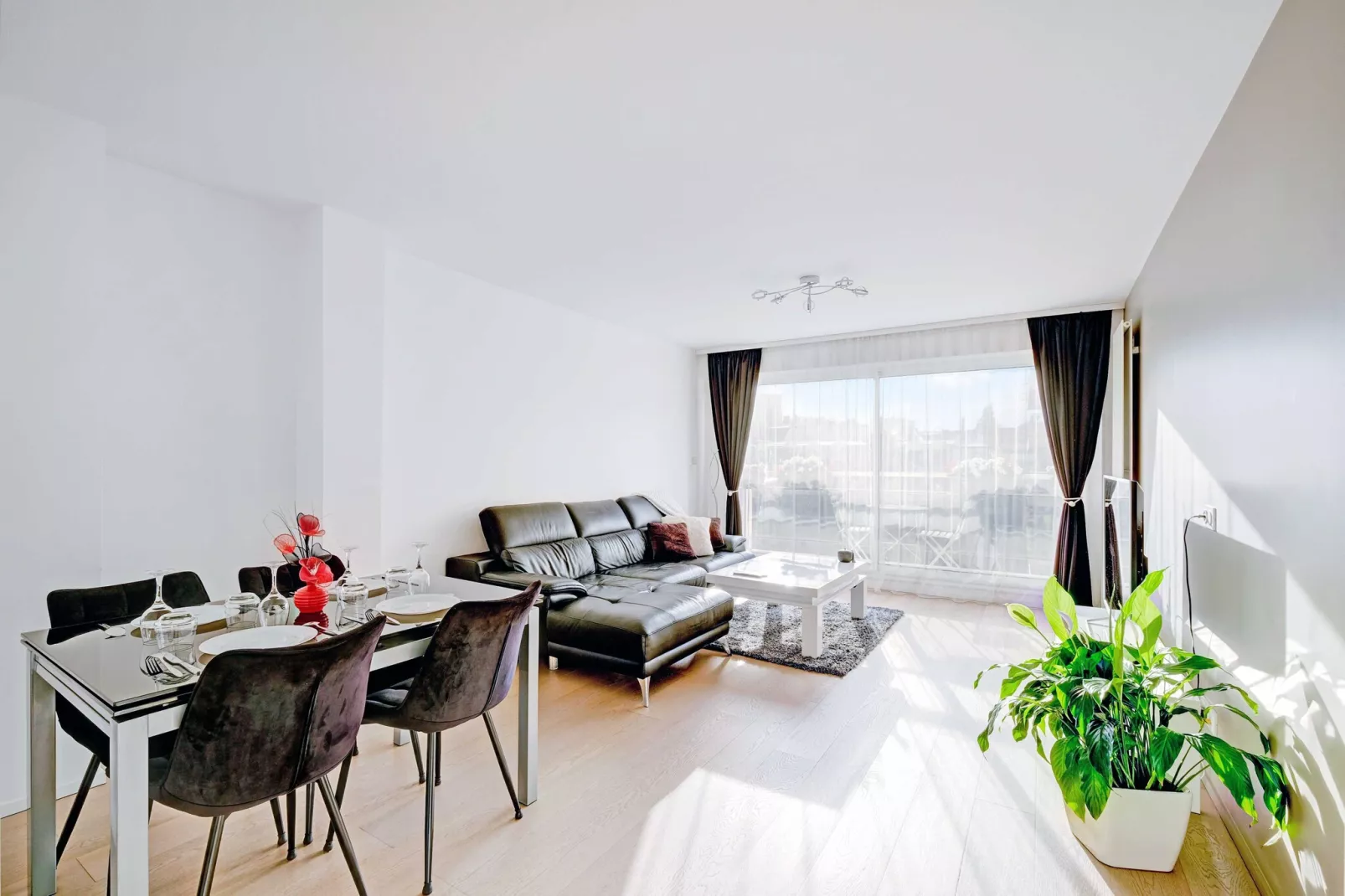 IY-25B-REPUBLIQUE-M - Niet-getagd