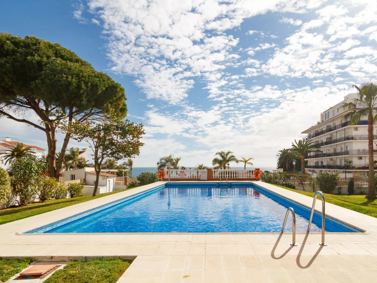 Carabeo II 5 Apartment by Casasol