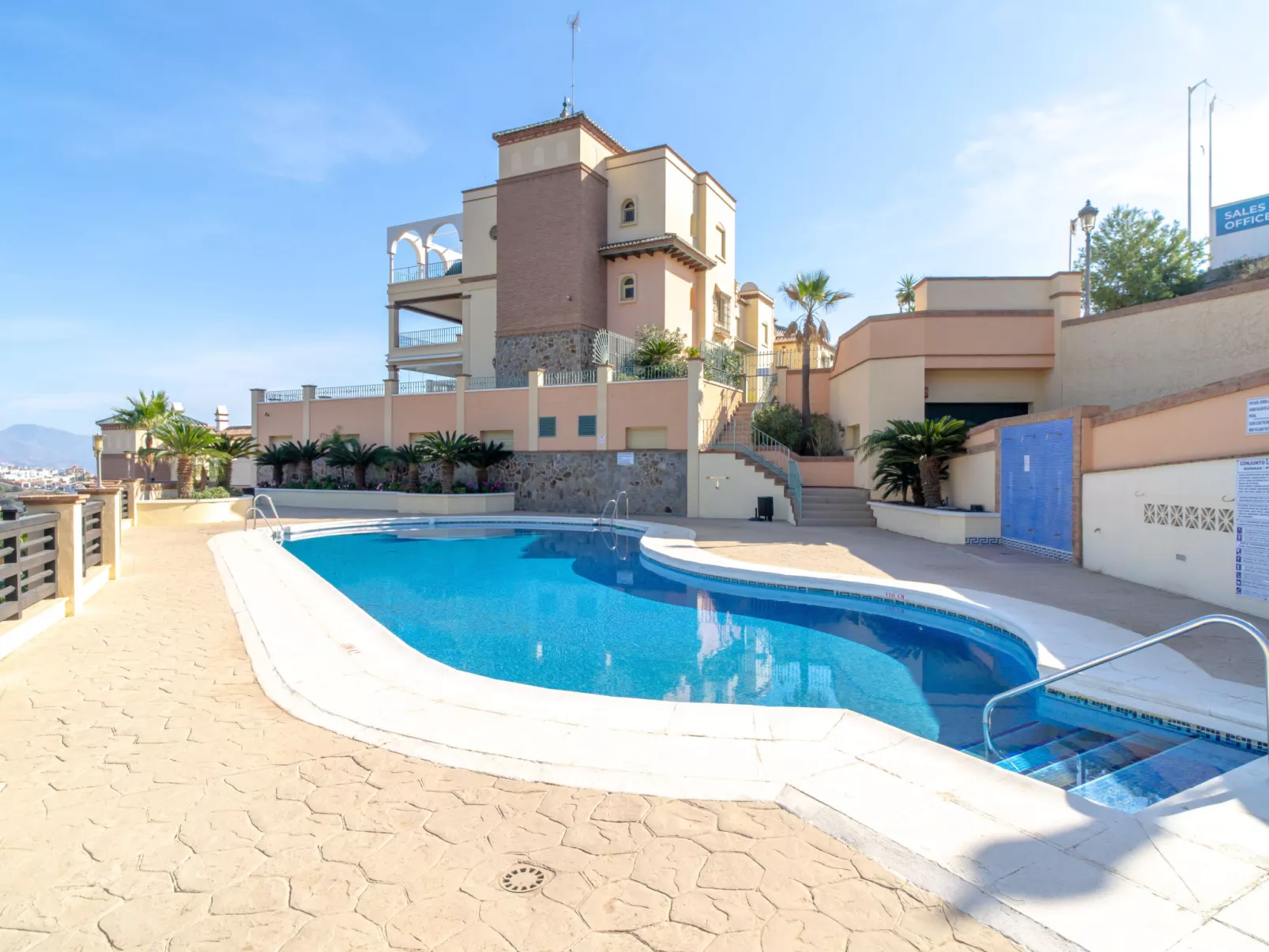 Tamango Hill Alcazaba B by Casasol