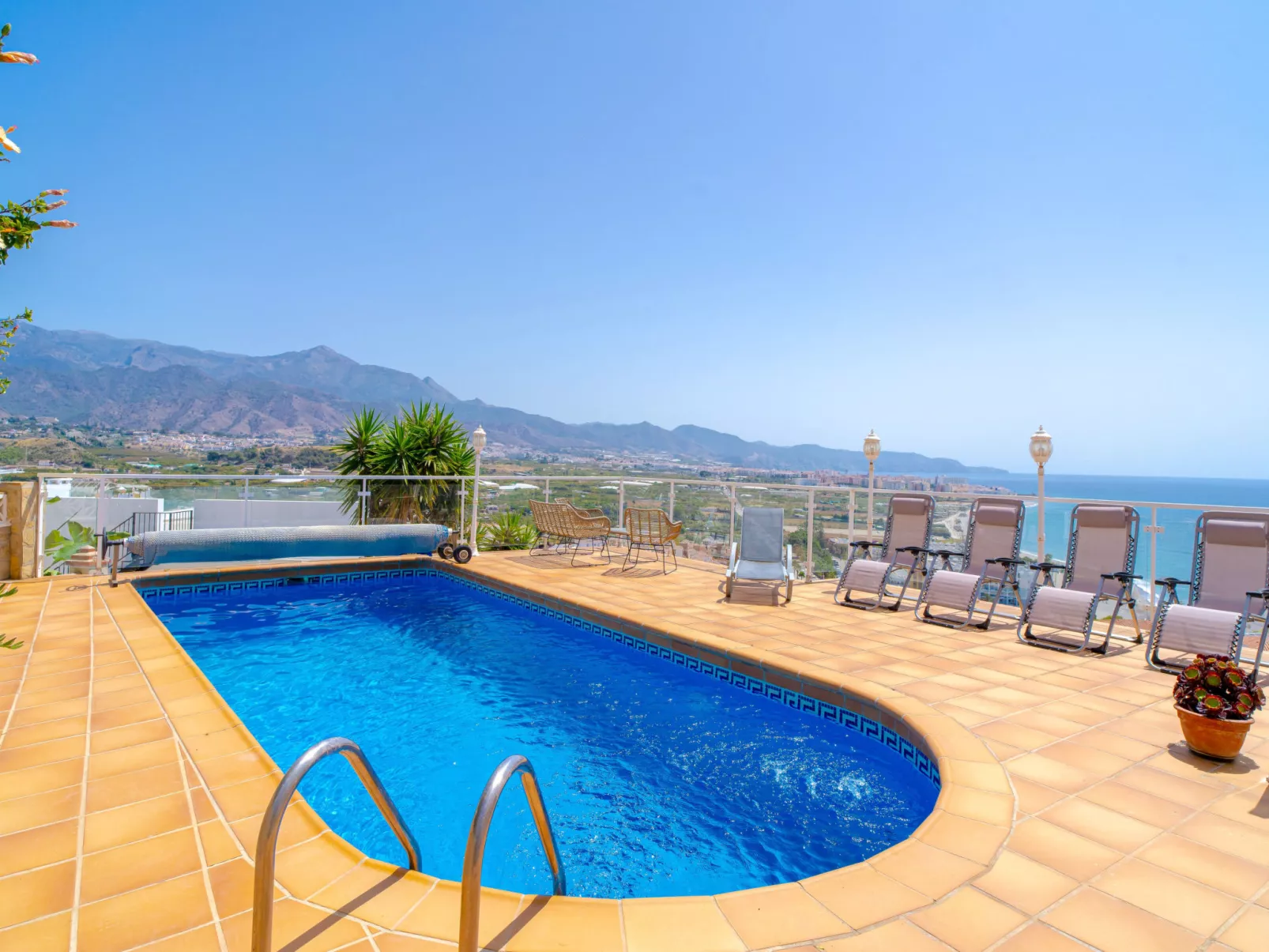 Mirador de Punta Lara by Casasol