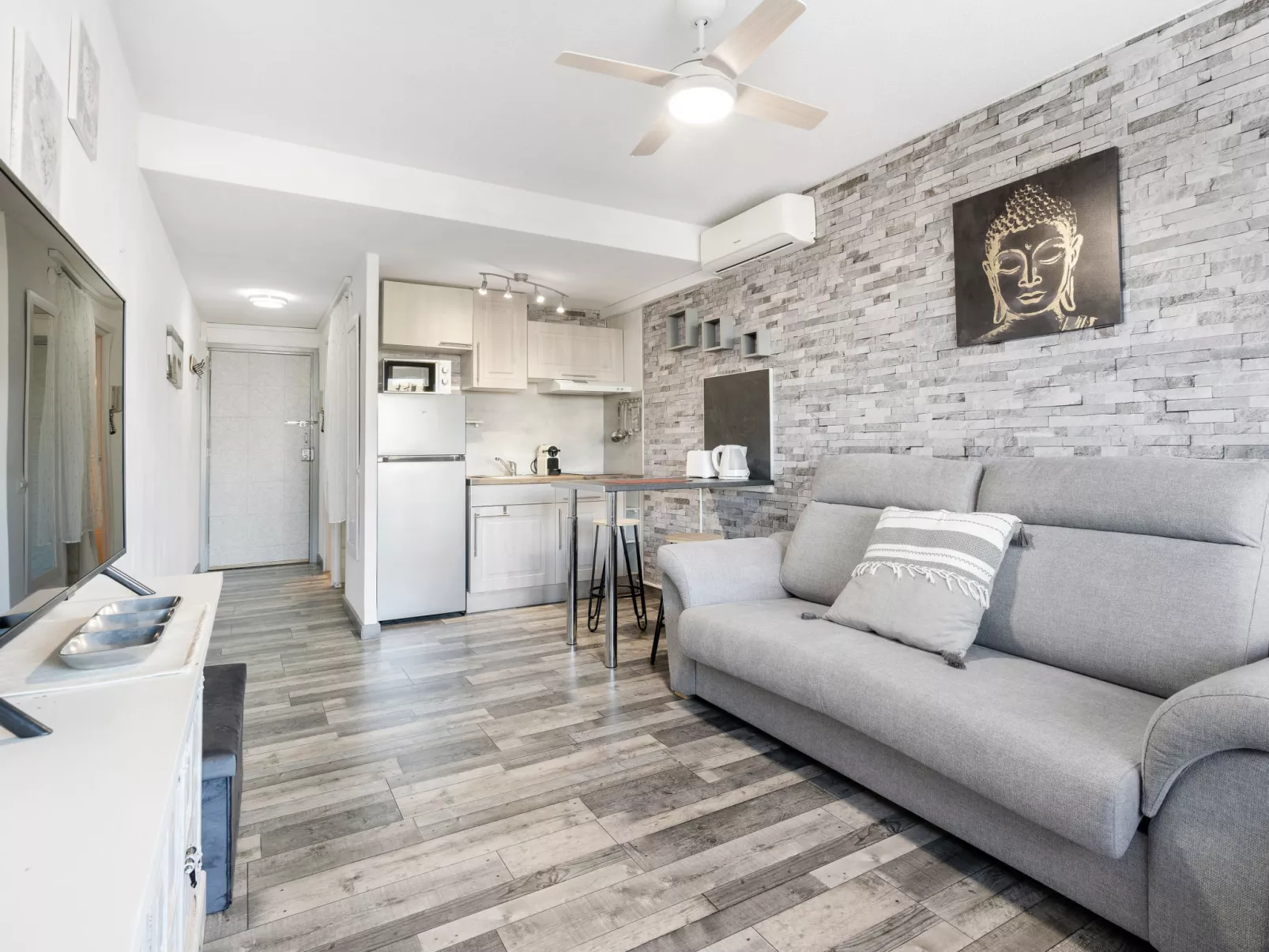 WELCS ESTUDIO 156 PDA en el centro