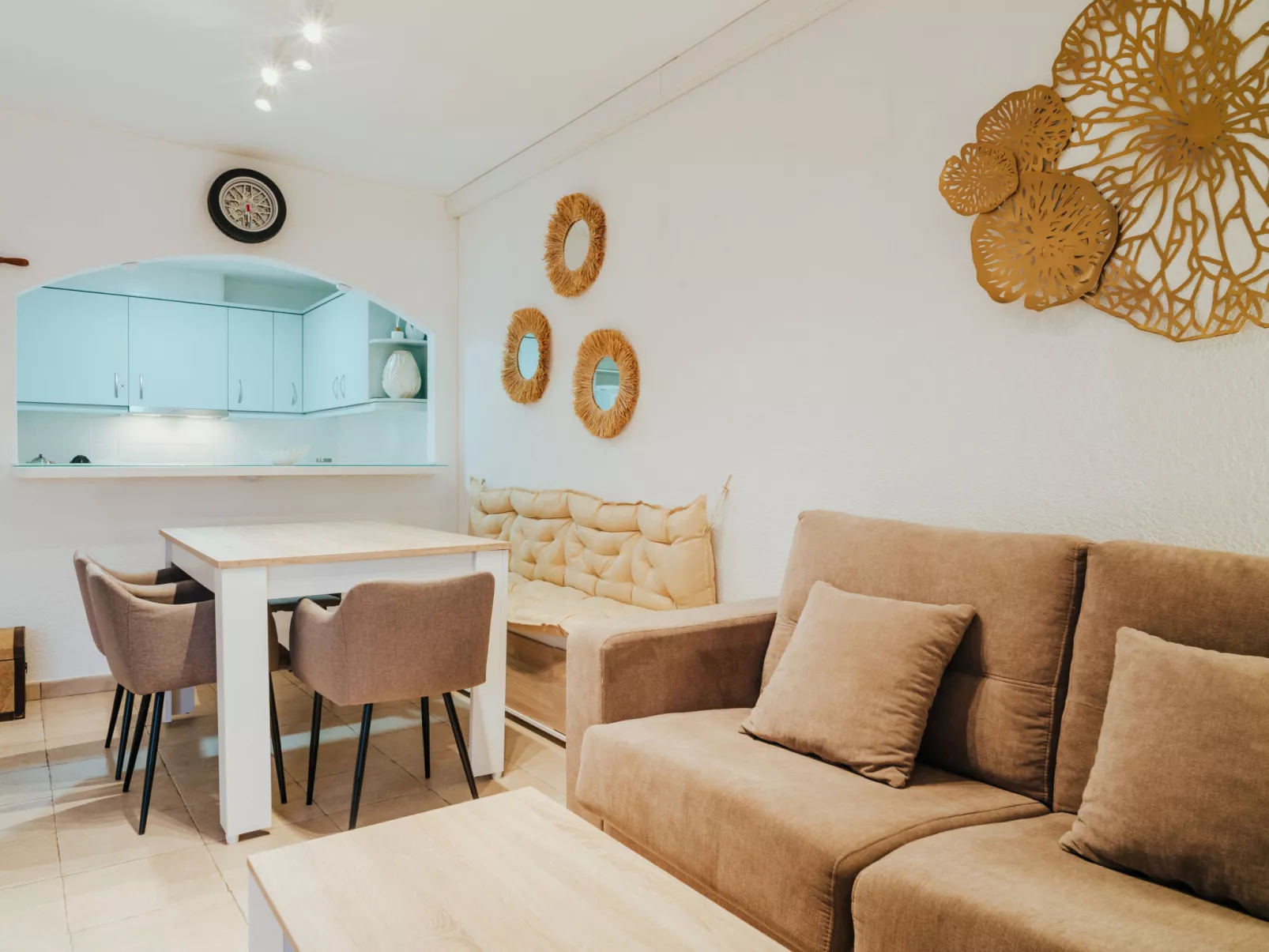 WELCS APARTAMENTO 199 EMP frente al Canal