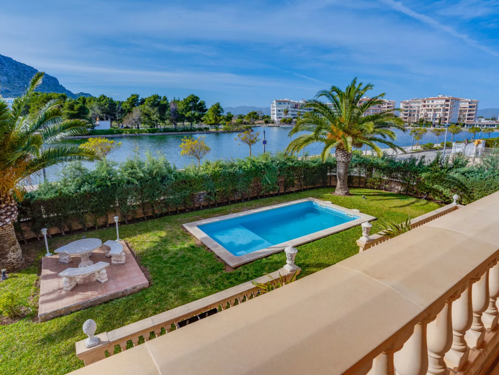 VILLA LAGO - ARAN BERNA ETV/14896