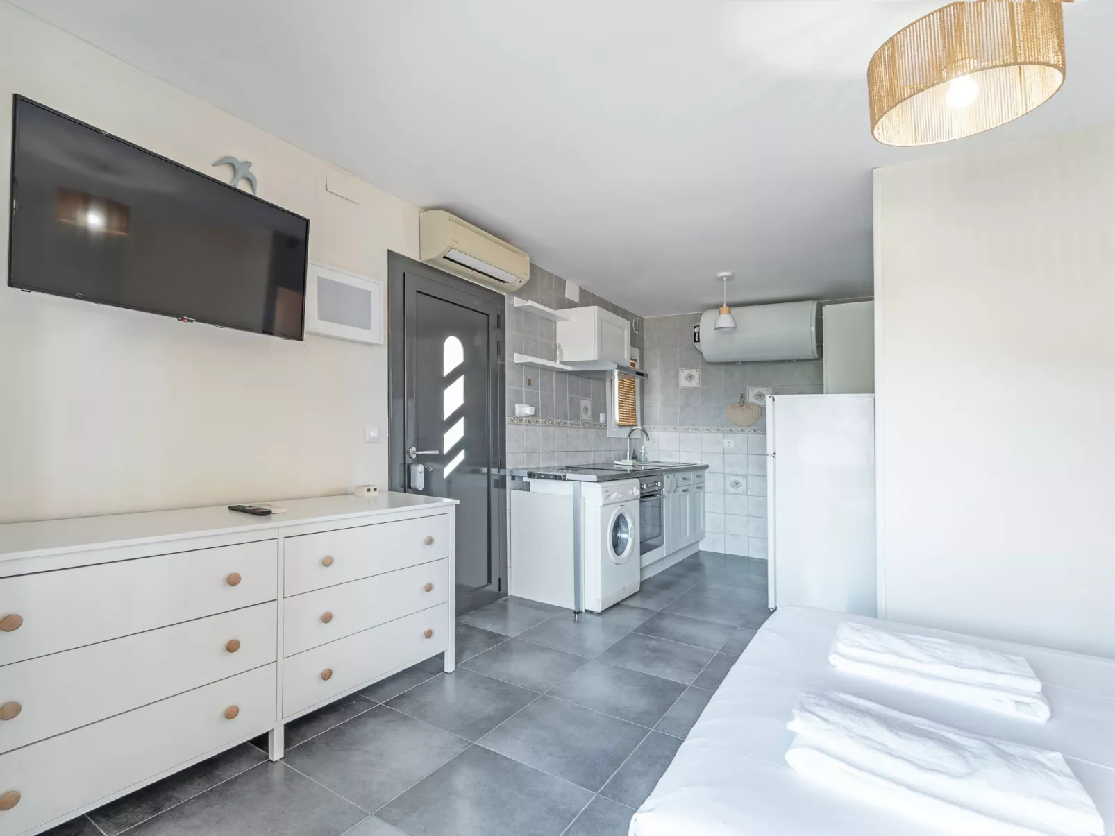 WELCS ESTUDIO 171 EMP con piscina comunitaria