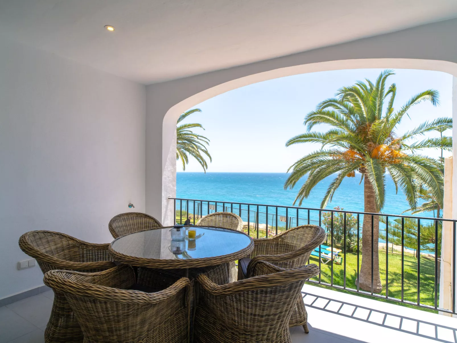 Tuhillo E1 Luxury Seaview by Casasol
