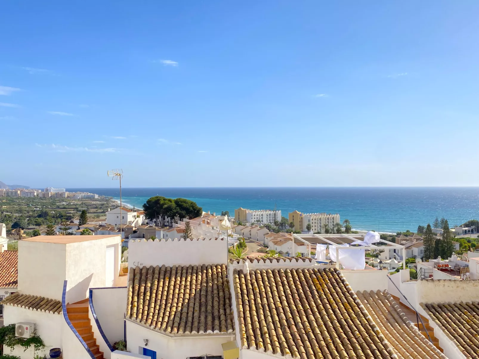 Villa Caritas Punta Lara by Casasol