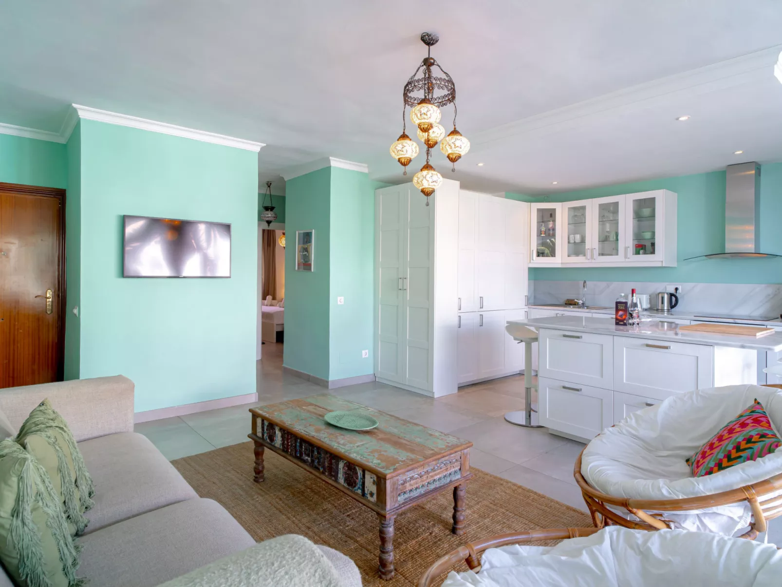 Carabeo 20 Apartment by Casasol