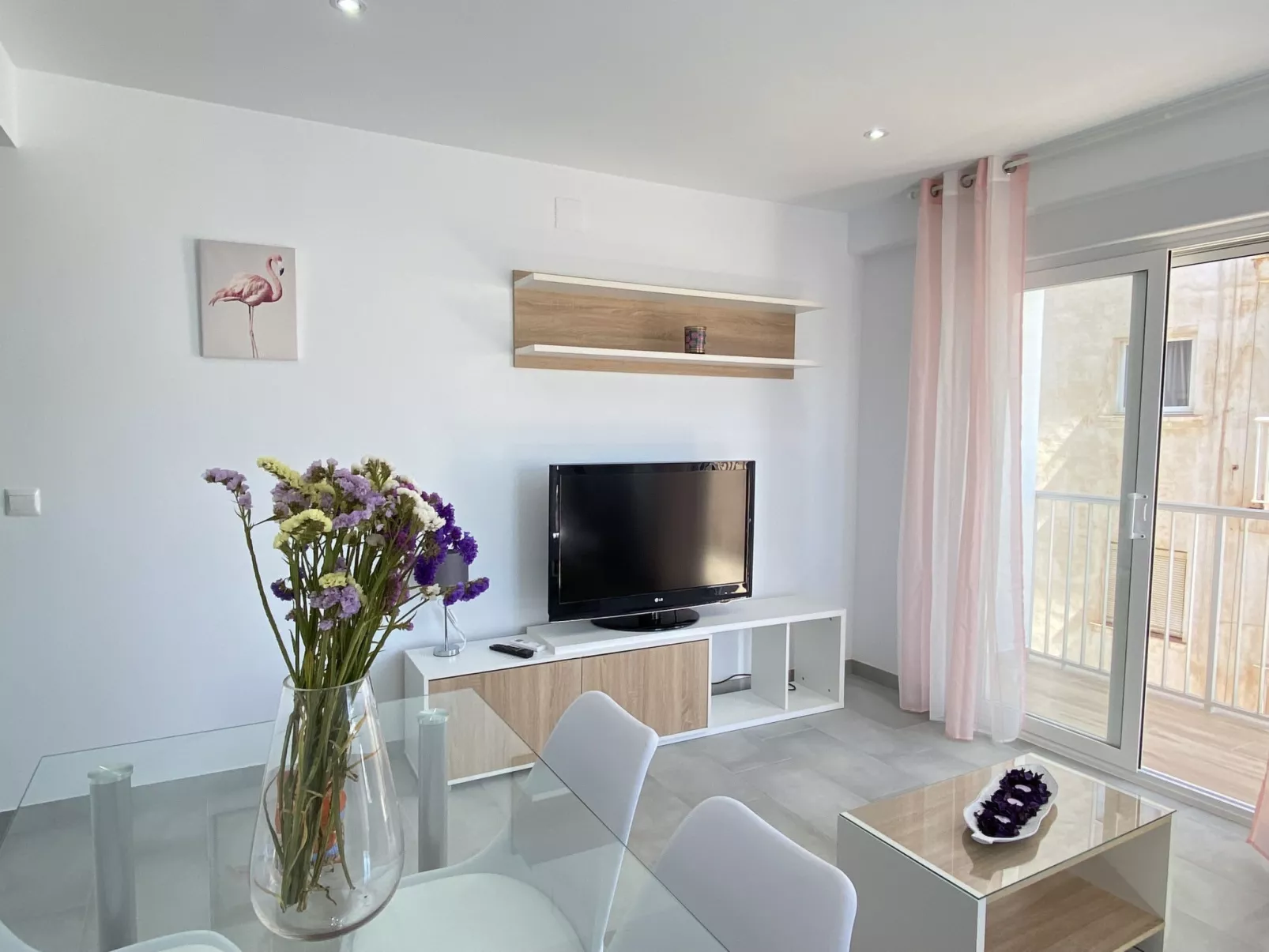 Centro Life Seaview by Casasol