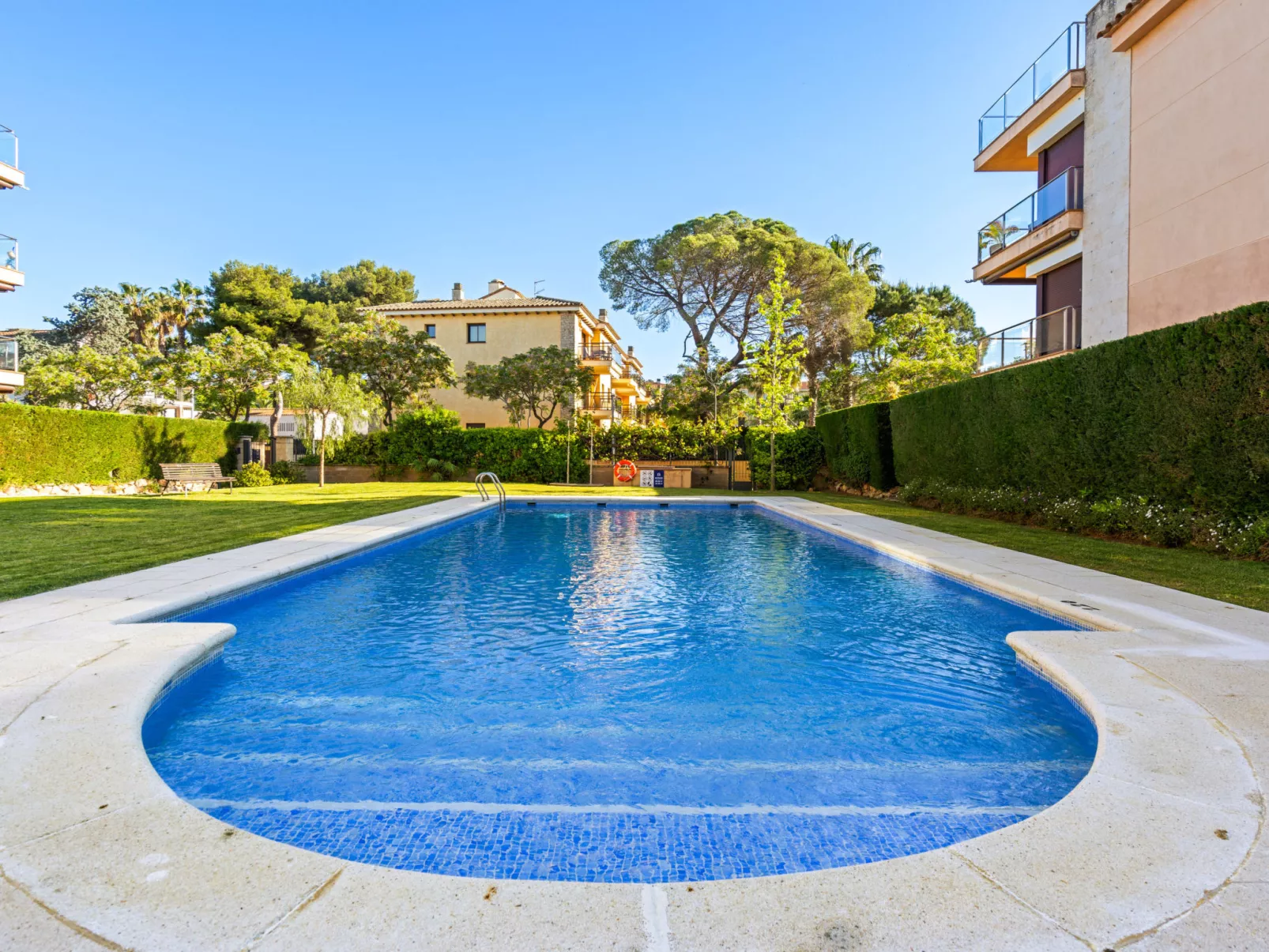 WELCS APARTAMENTO 155 PDA con piscina - Buiten