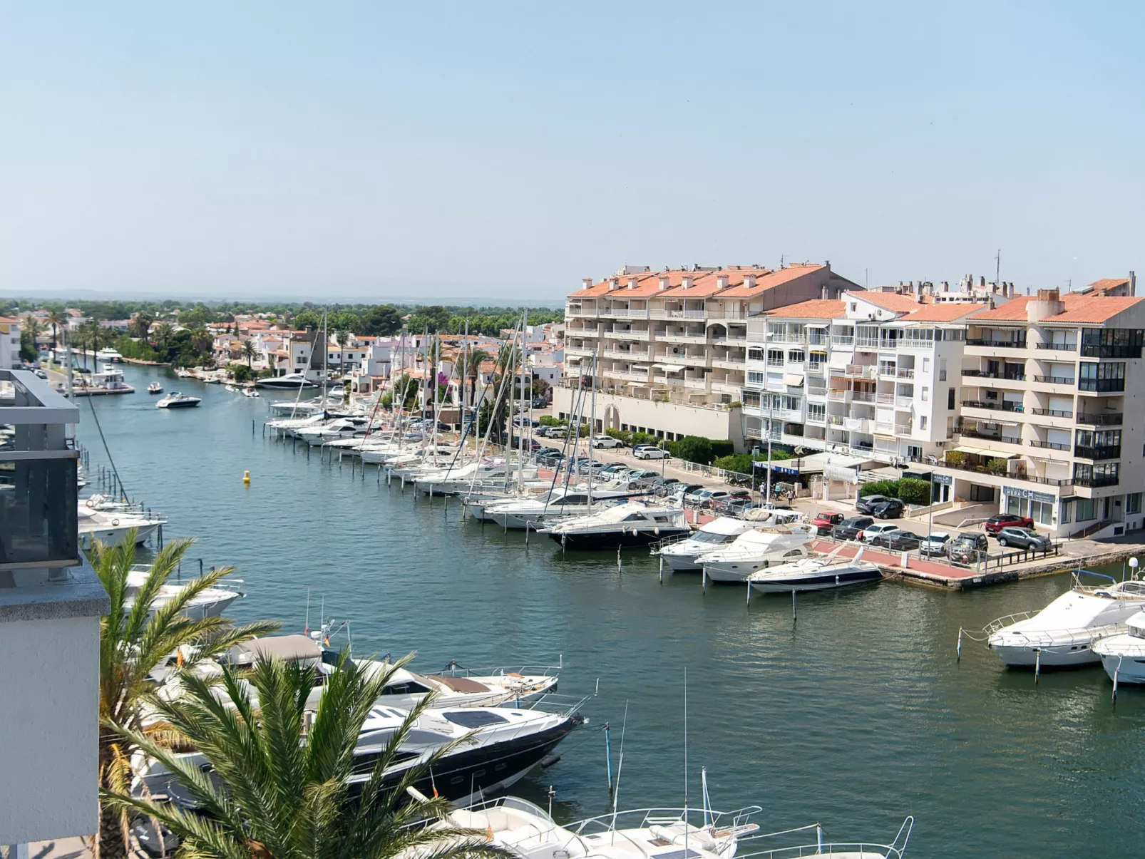 WELCS APARTAMENTO 264 EMP con vistas al canal - Buiten