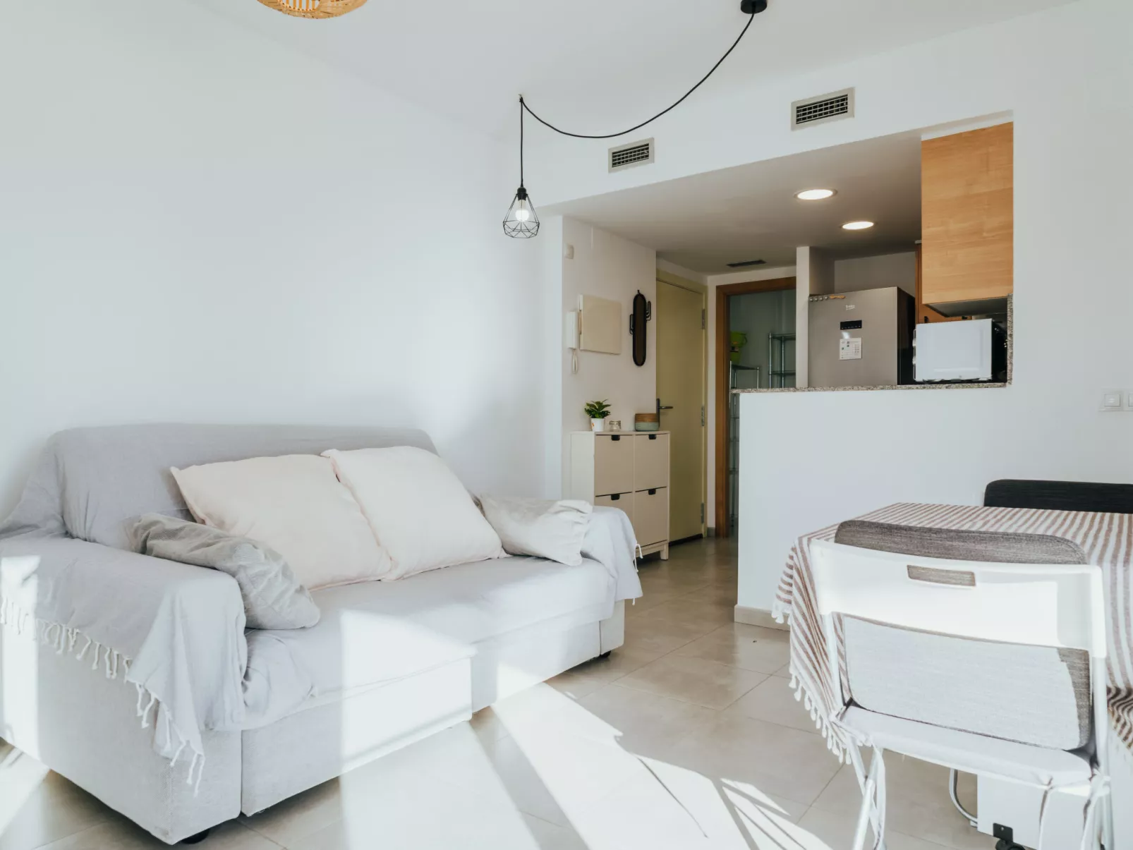 WELCS APARTAMENTO 206 EMP cerca del mar - Binnen