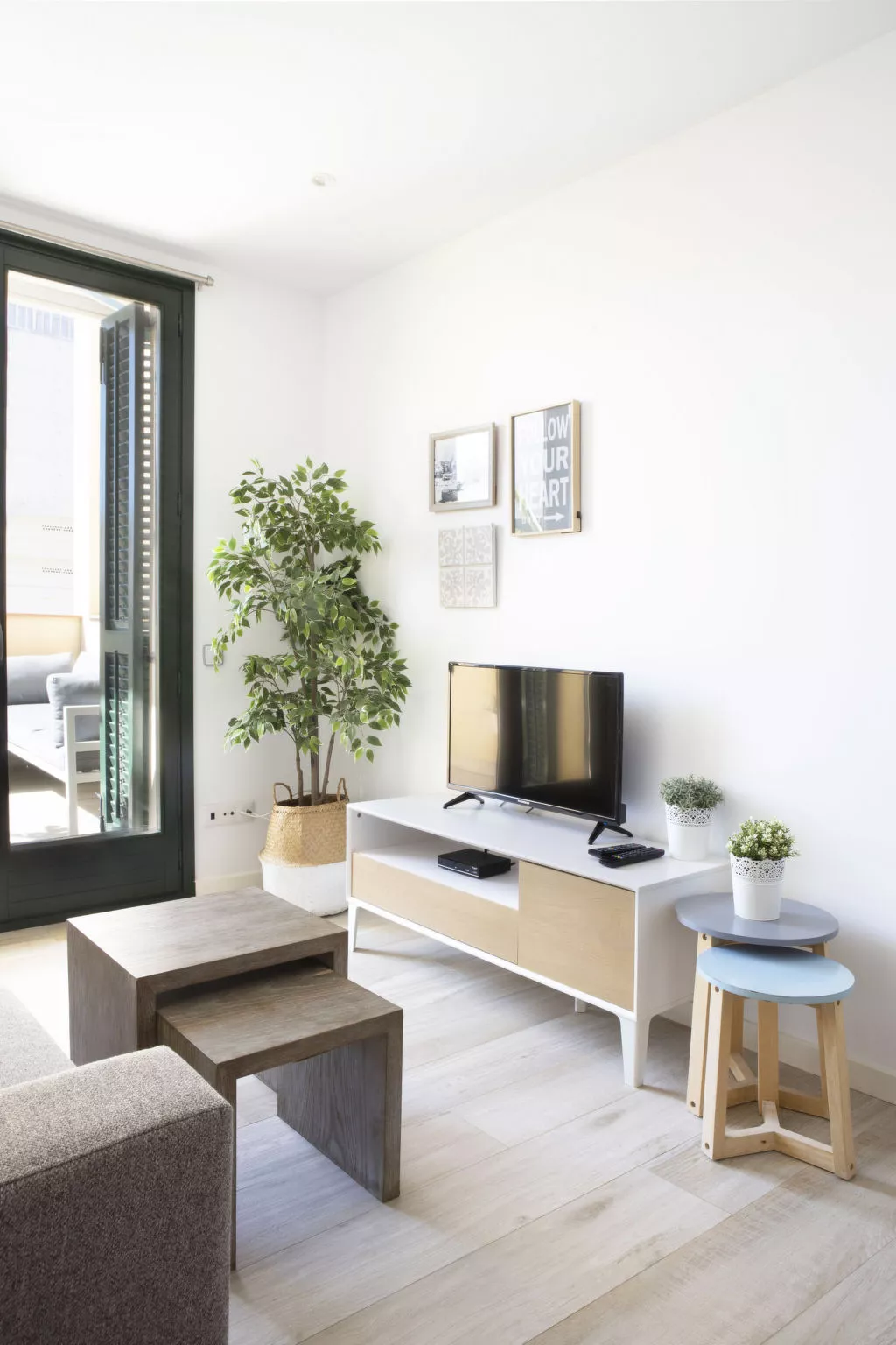 URBAN SUITES SITGES TERRACE - Binnen