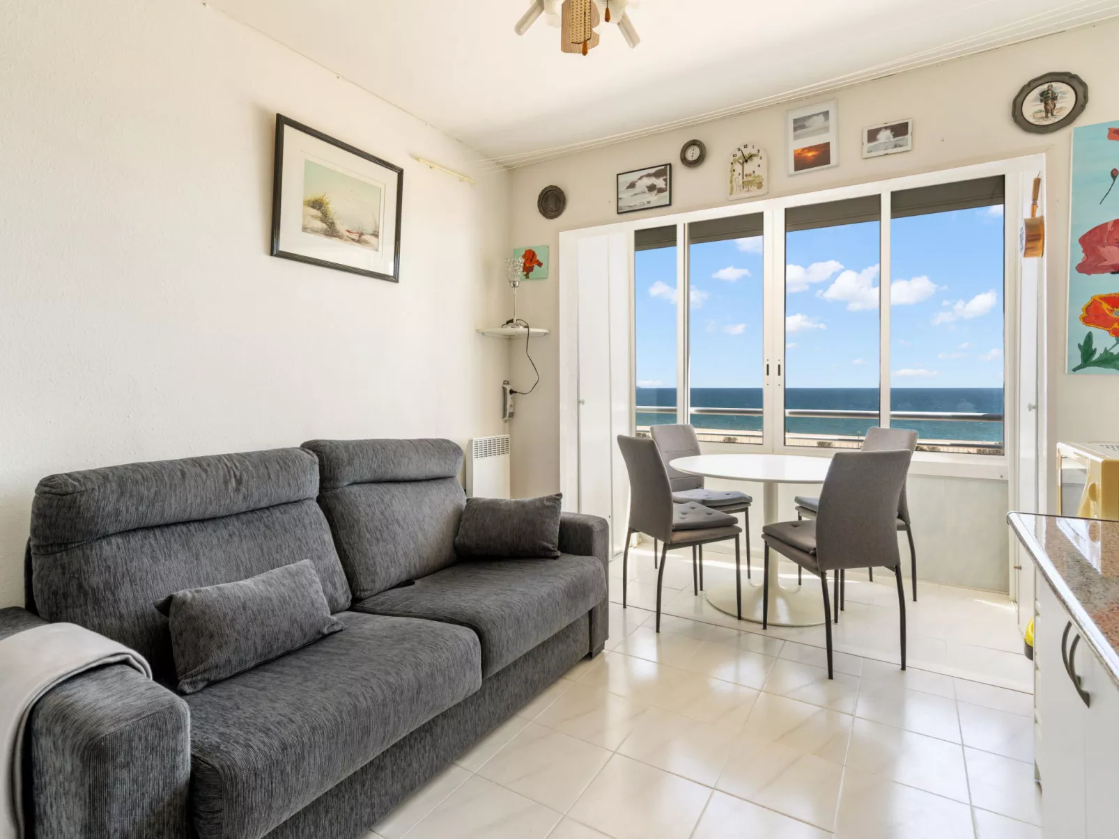 WELCS APARTAMENTO 053 EMP  Frente al Mar - Binnen