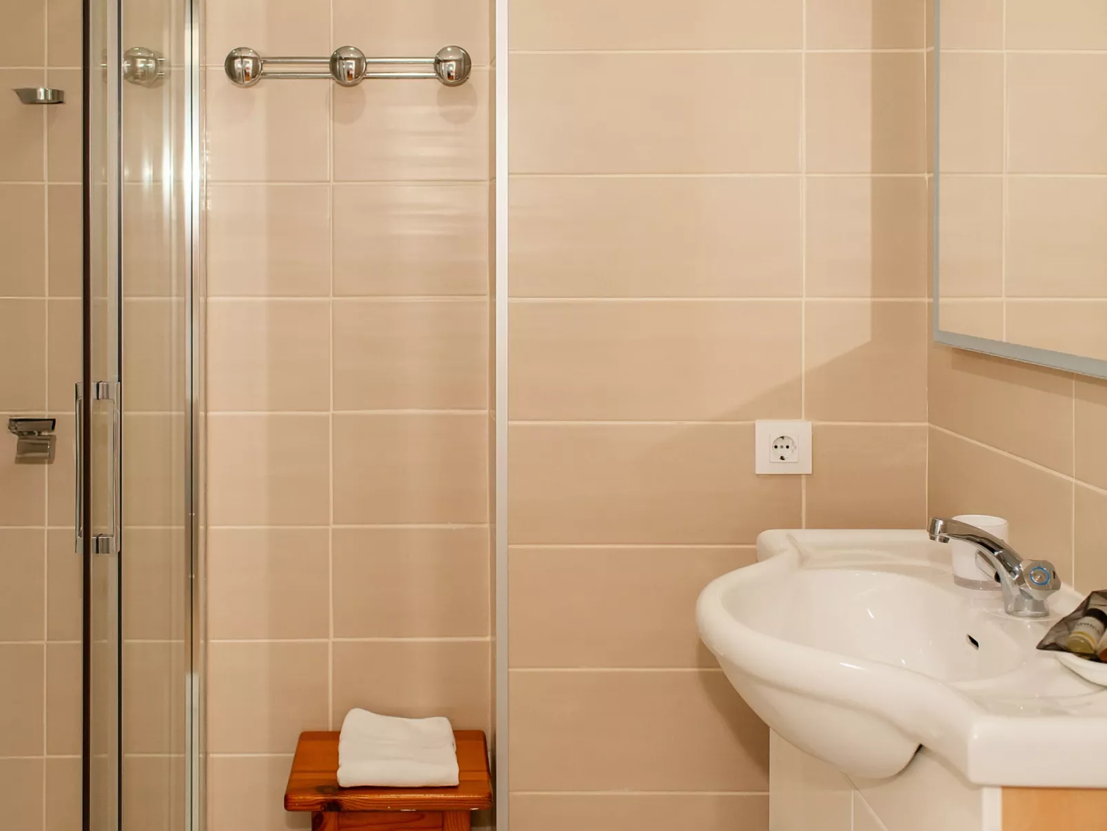 WELCS APARTAMENTO 260 EMP con vistas al canal - Binnen