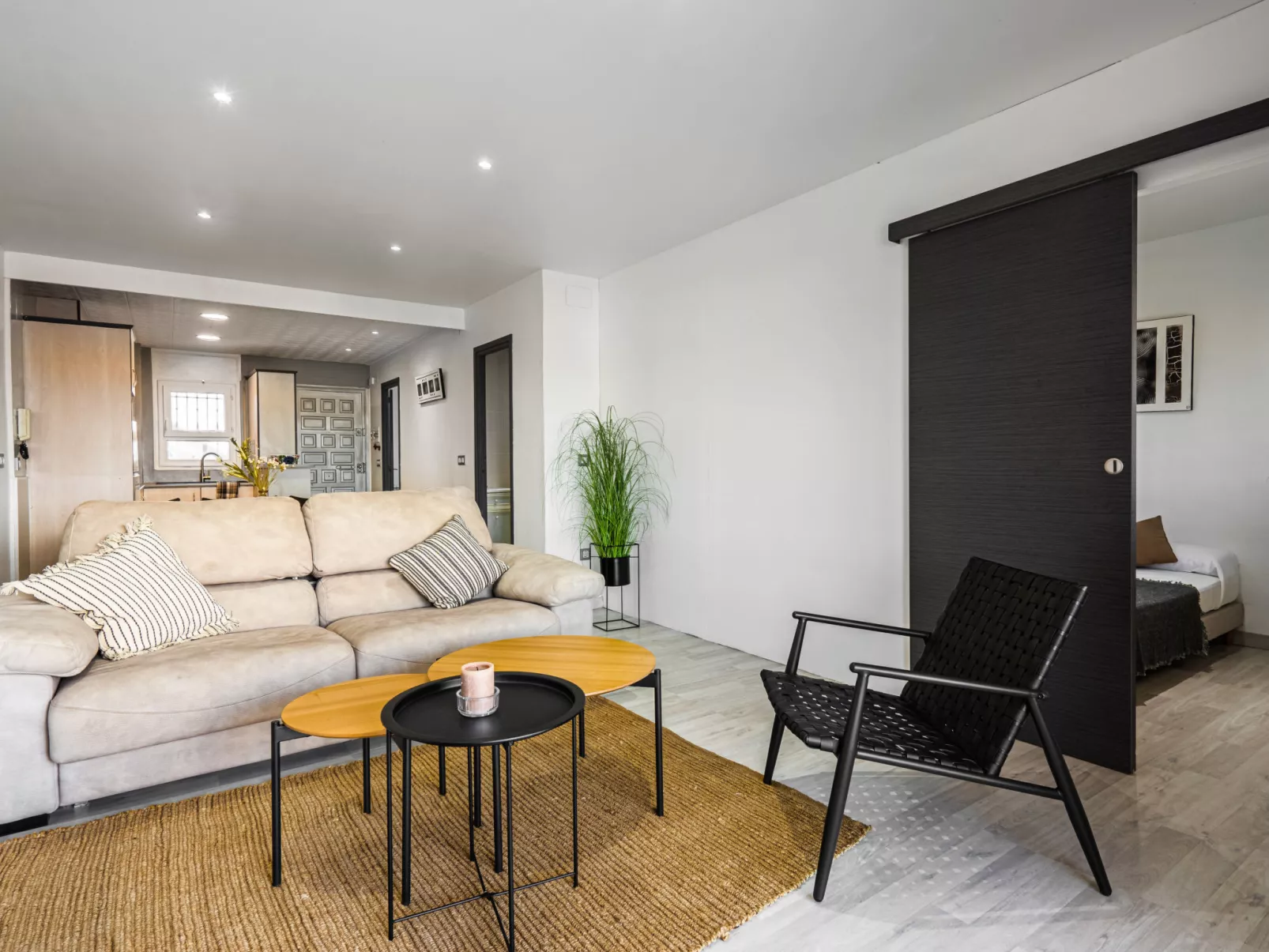 WELCS APARTAMENTO 012 EMP en el centro de Empuri - Binnen