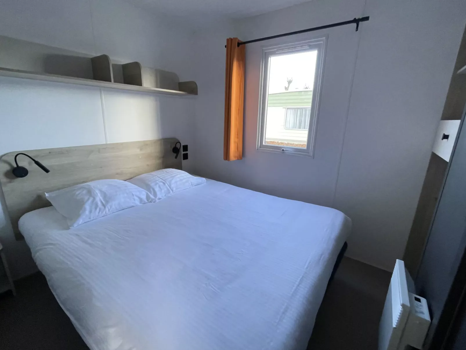 Vakantiepark Klein Strand - Comfort Chalet 6p - Binnen