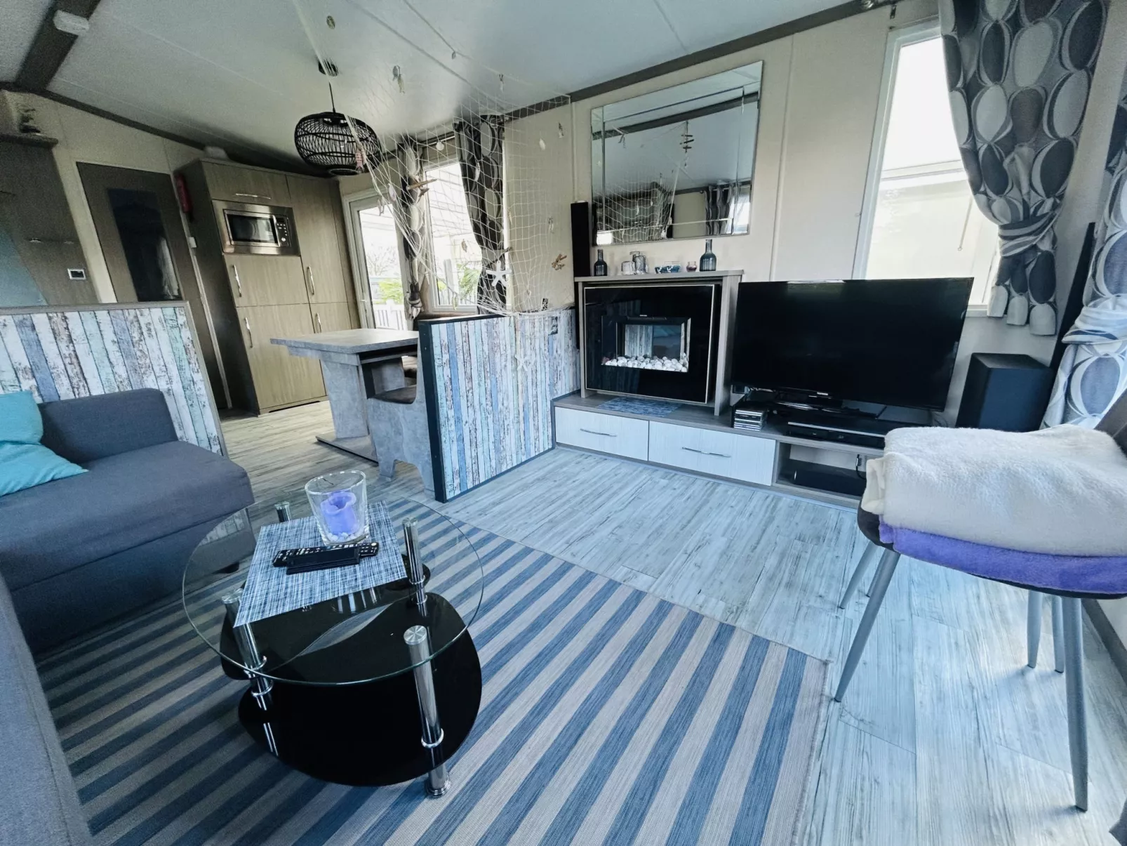 NV 102 - Beach Resort Nieuwvliet Bad - Binnen