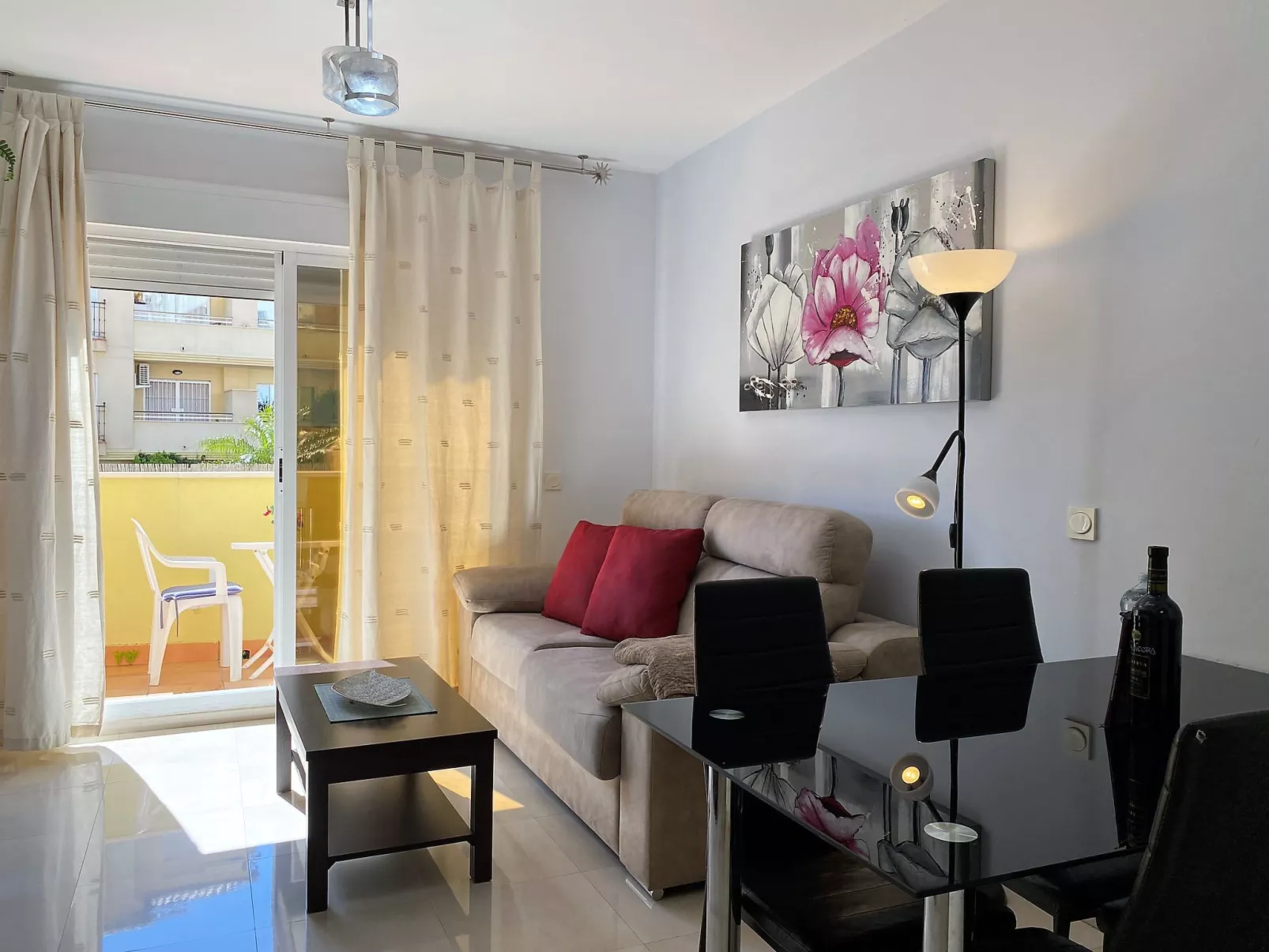 Triton Urban Apartment by Casasol - Binnen